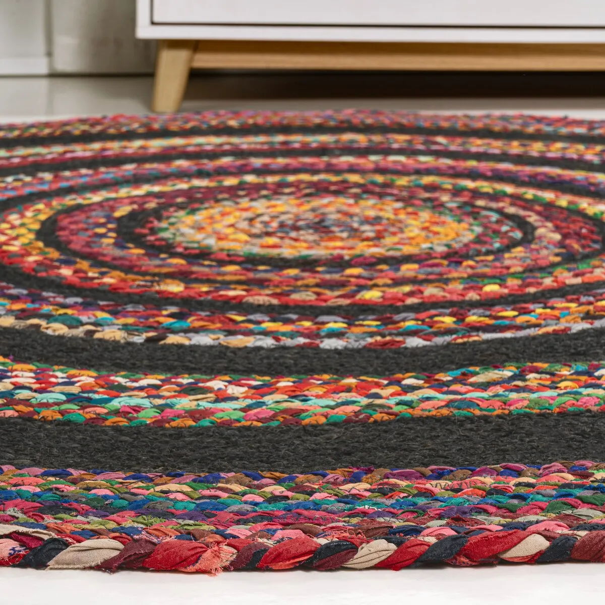 JONATHAN Y Flora Braided Bohemian Coastal Round Jute Area Rug
