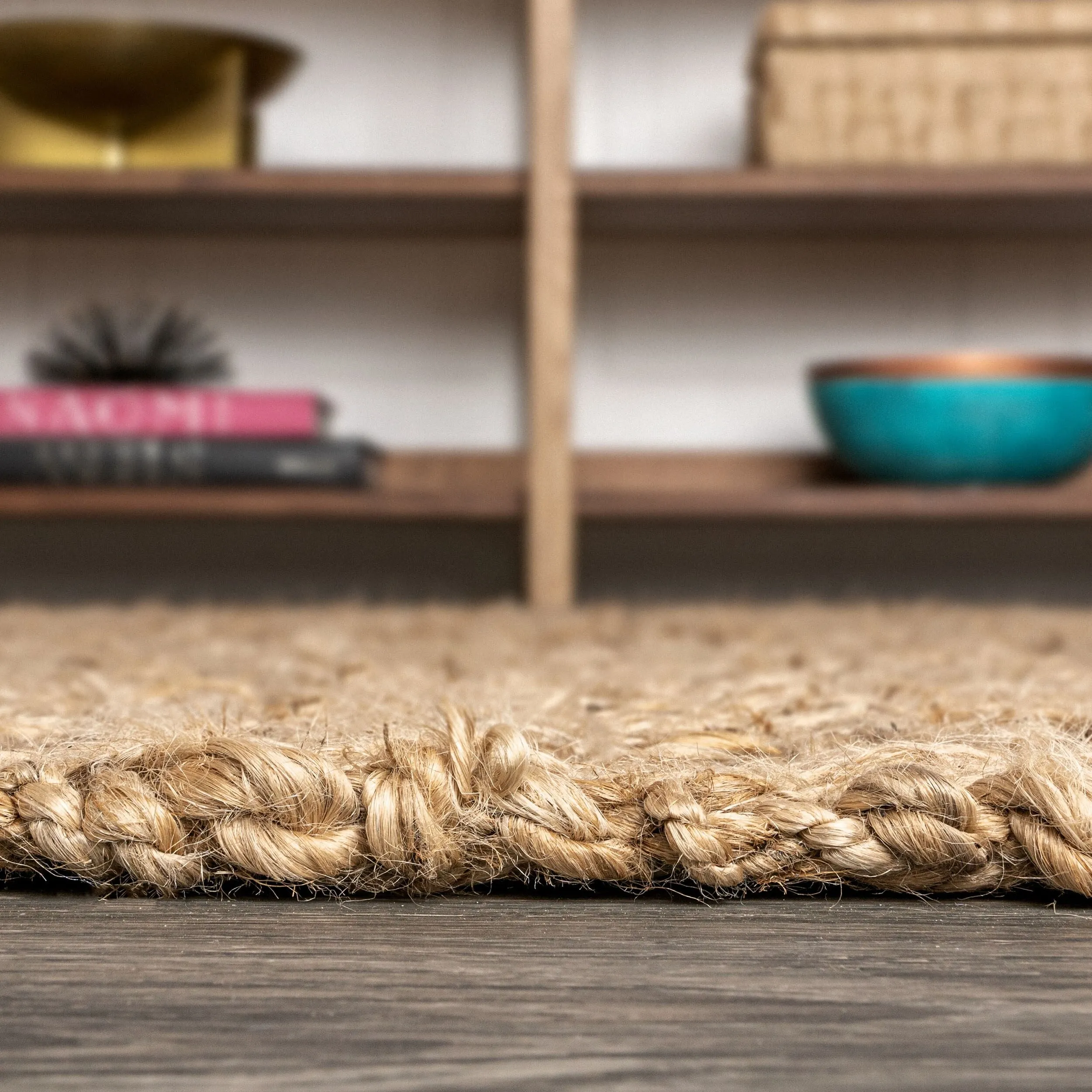 JONATHAN Y Hiro Hand Woven Boucle Chunky Jute Area Rug