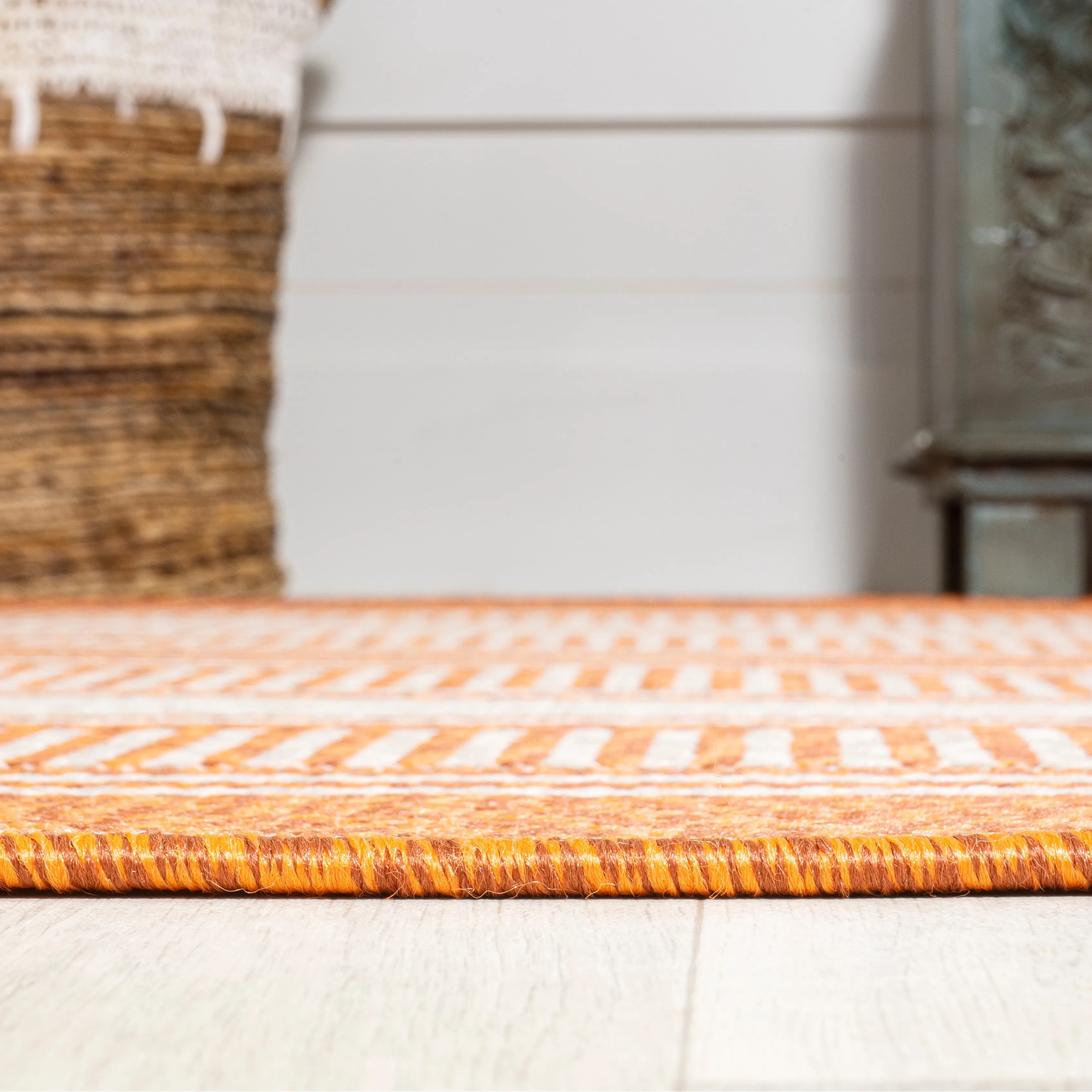 JONATHAN Y Negril Modern Double Stripe Indoor/Outdoor Area Rug