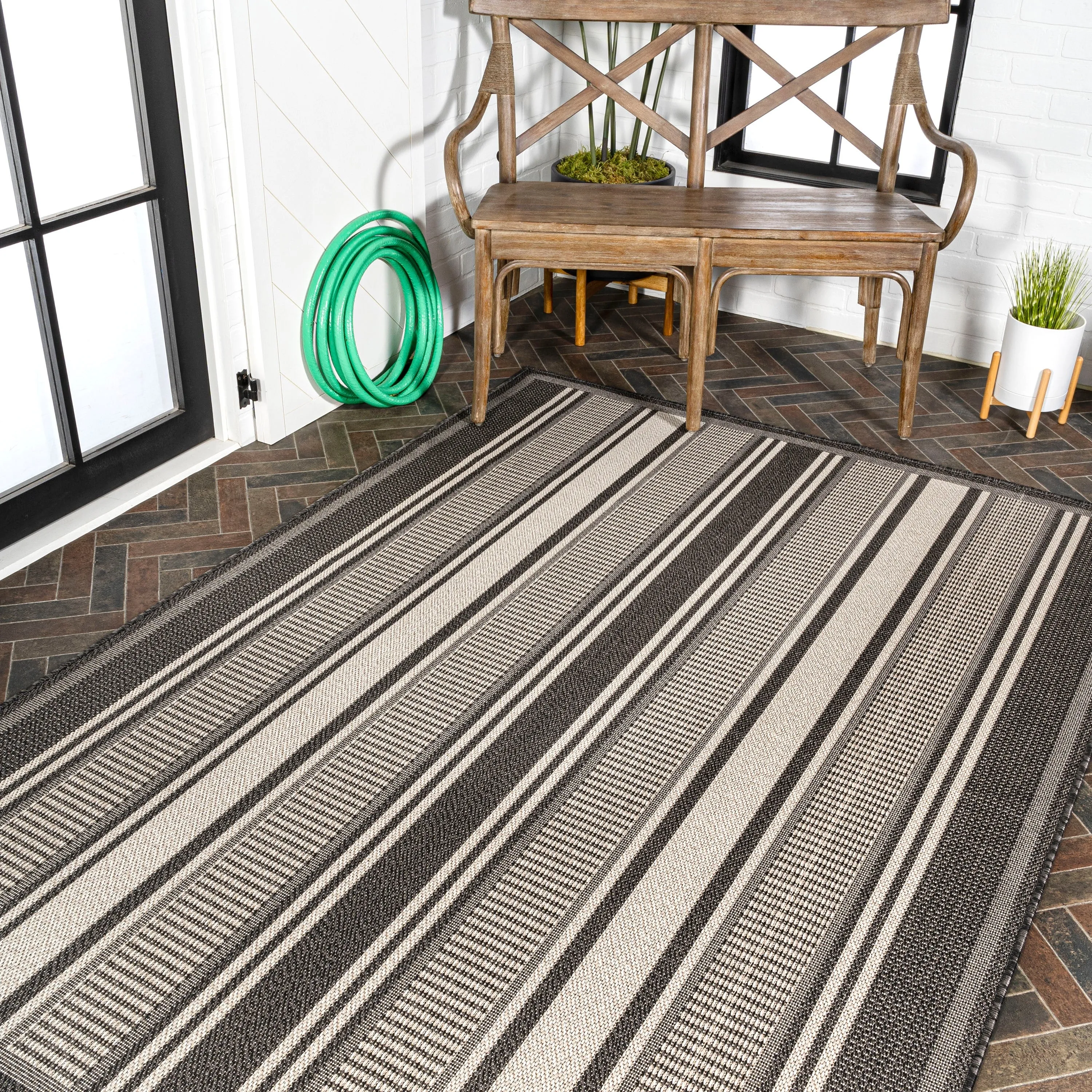 JONATHAN Y Negril Modern Double Stripe Indoor/Outdoor Area Rug