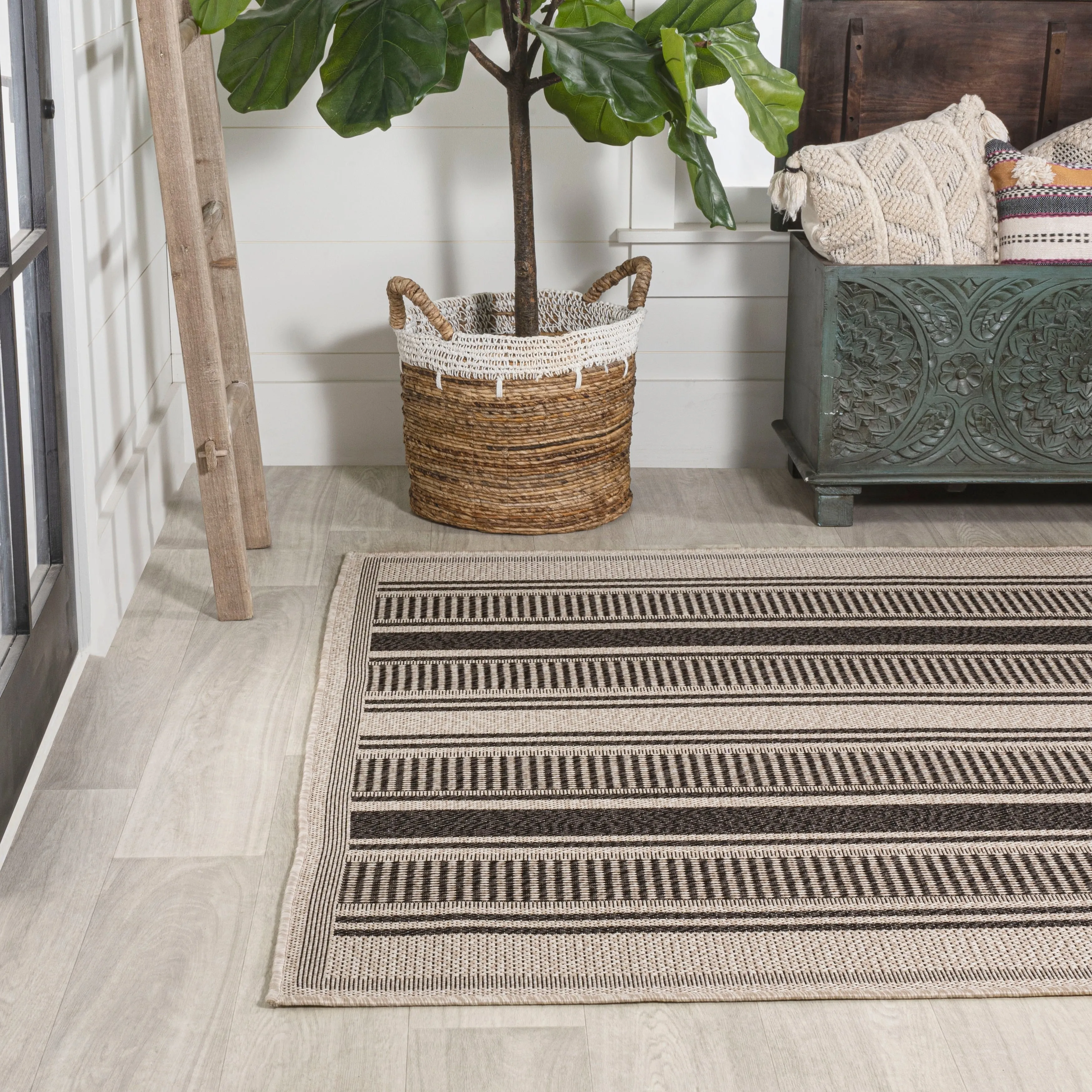 JONATHAN Y Negril Modern Double Stripe Indoor/Outdoor Area Rug