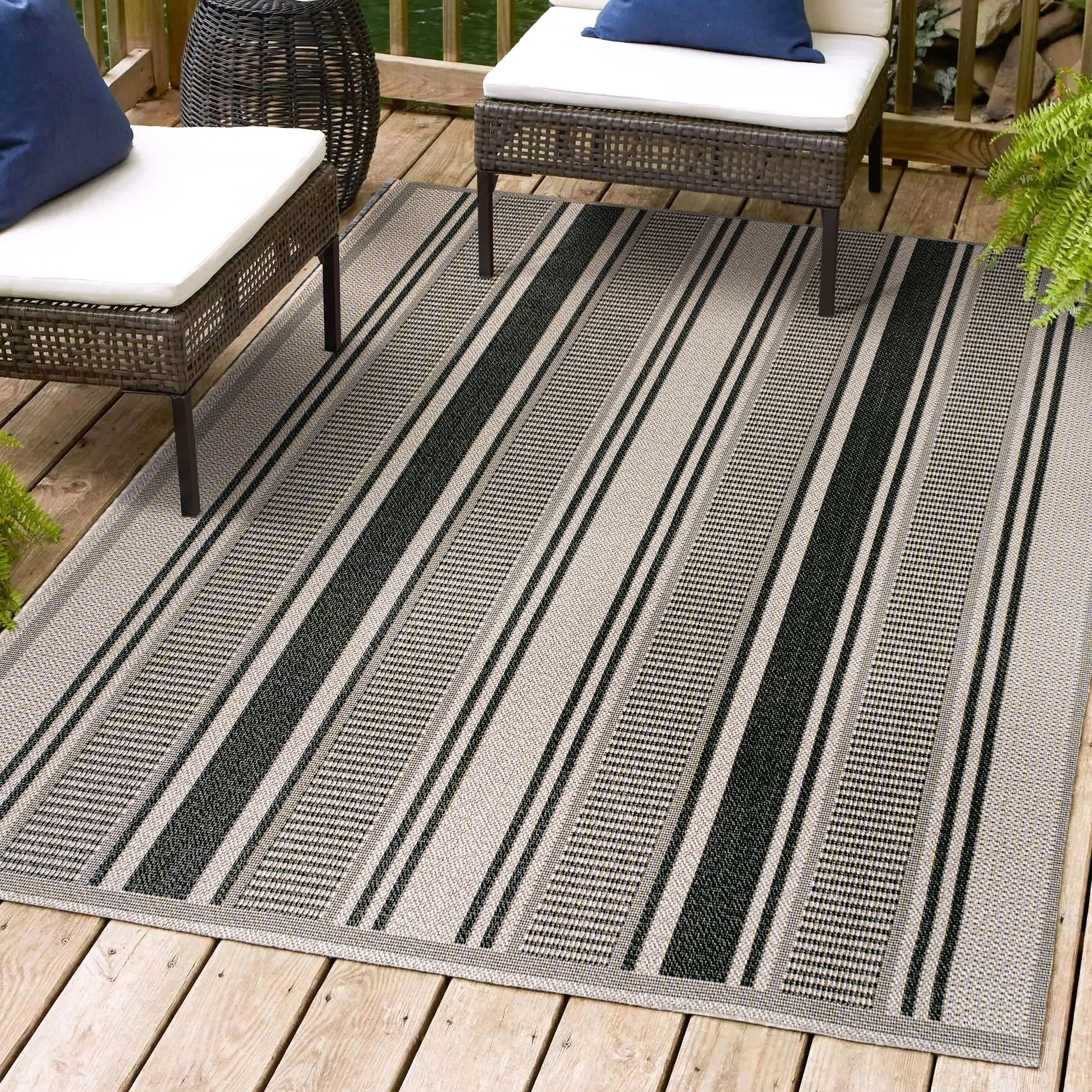JONATHAN Y Negril Modern Double Stripe Indoor/Outdoor Area Rug