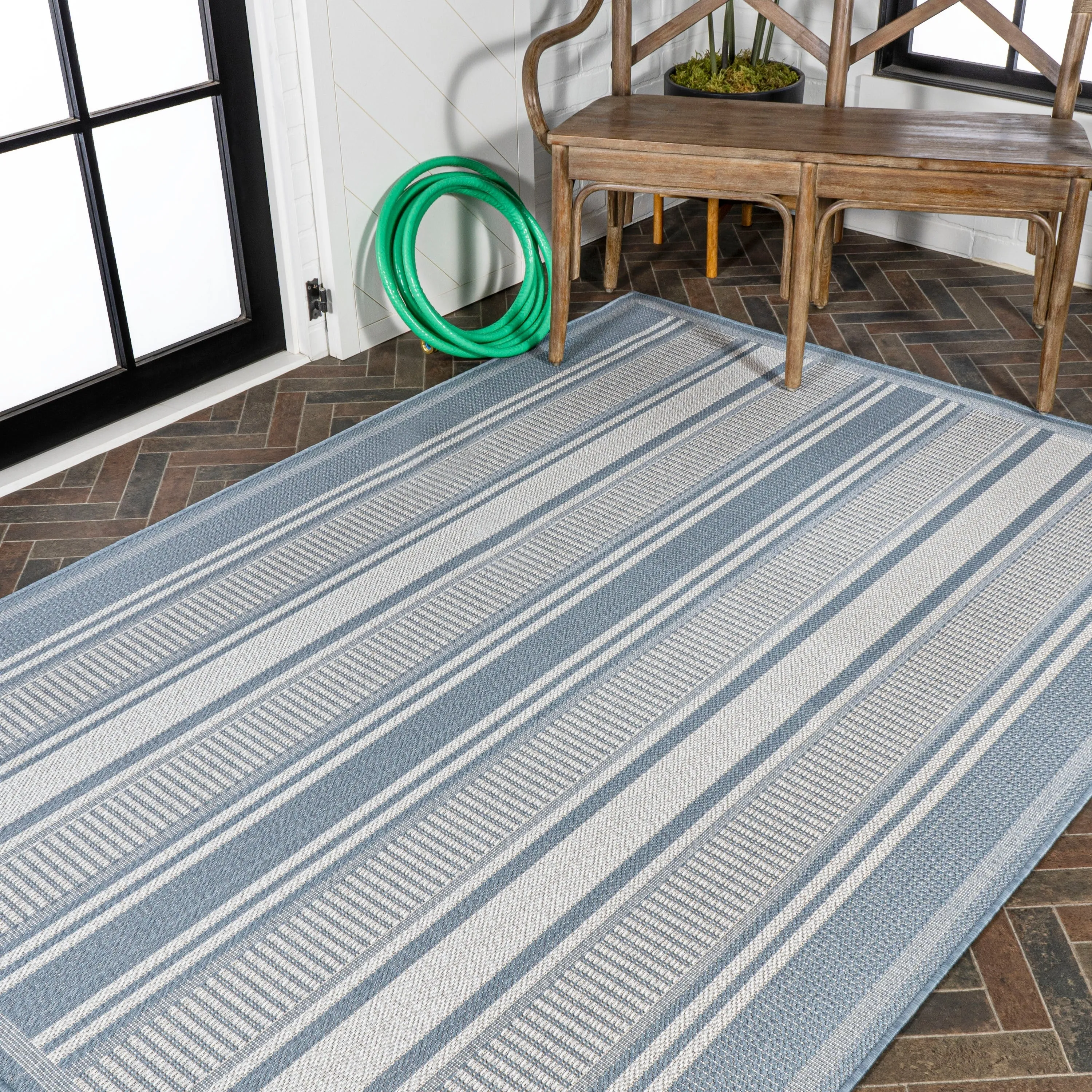 JONATHAN Y Negril Modern Double Stripe Indoor/Outdoor Area Rug
