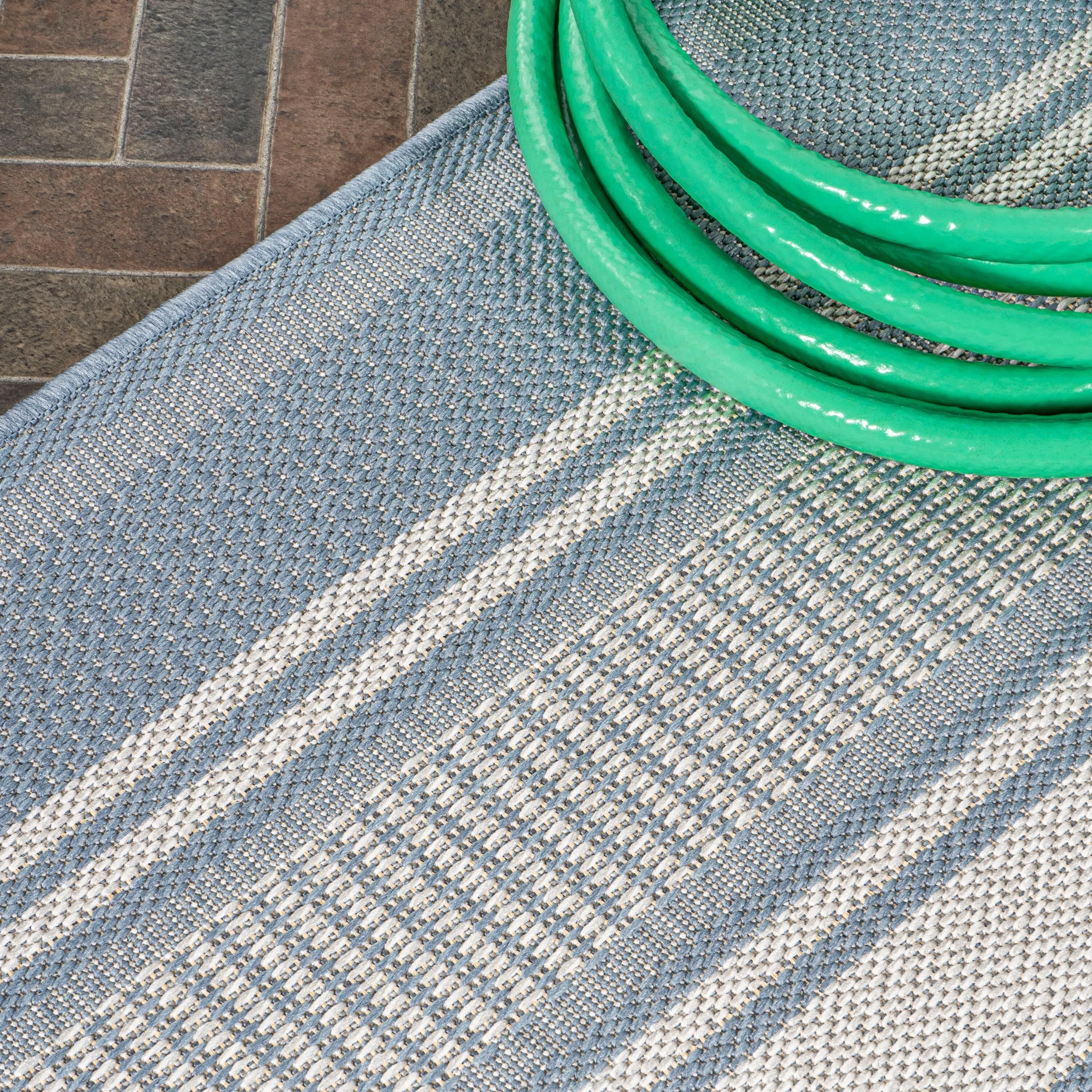 JONATHAN Y Negril Modern Double Stripe Indoor/Outdoor Area Rug