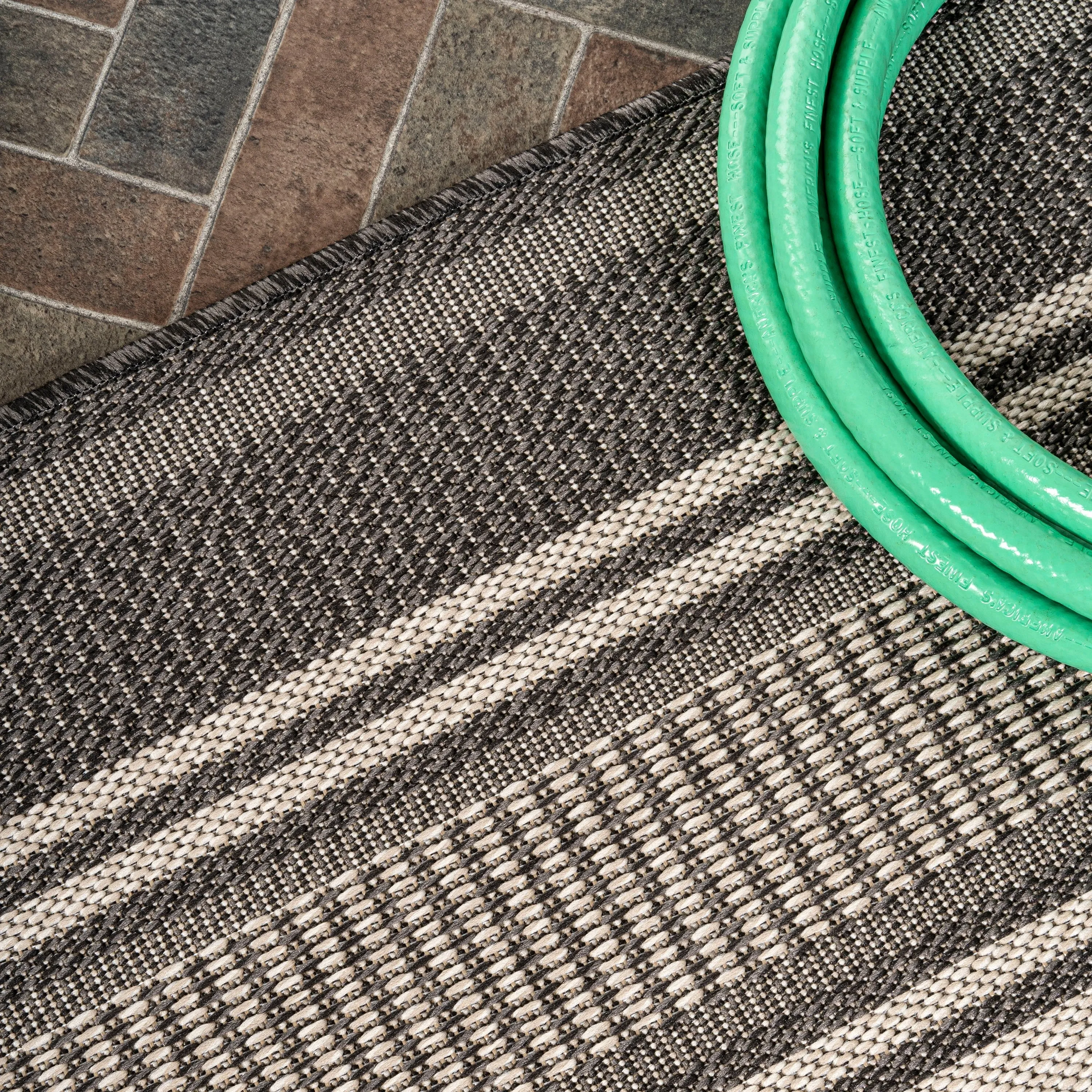 JONATHAN Y Negril Modern Double Stripe Indoor/Outdoor Area Rug