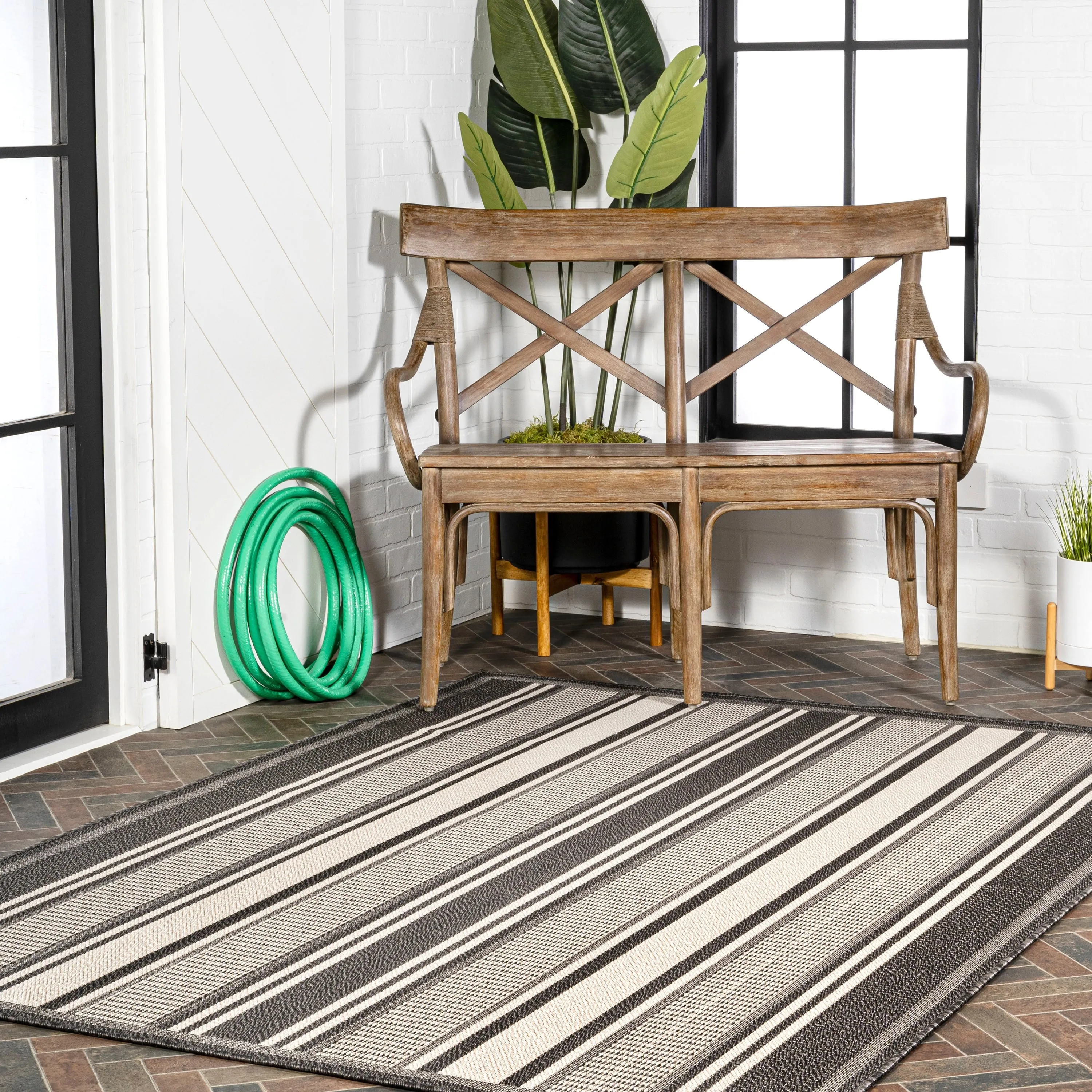 JONATHAN Y Negril Modern Double Stripe Indoor/Outdoor Area Rug
