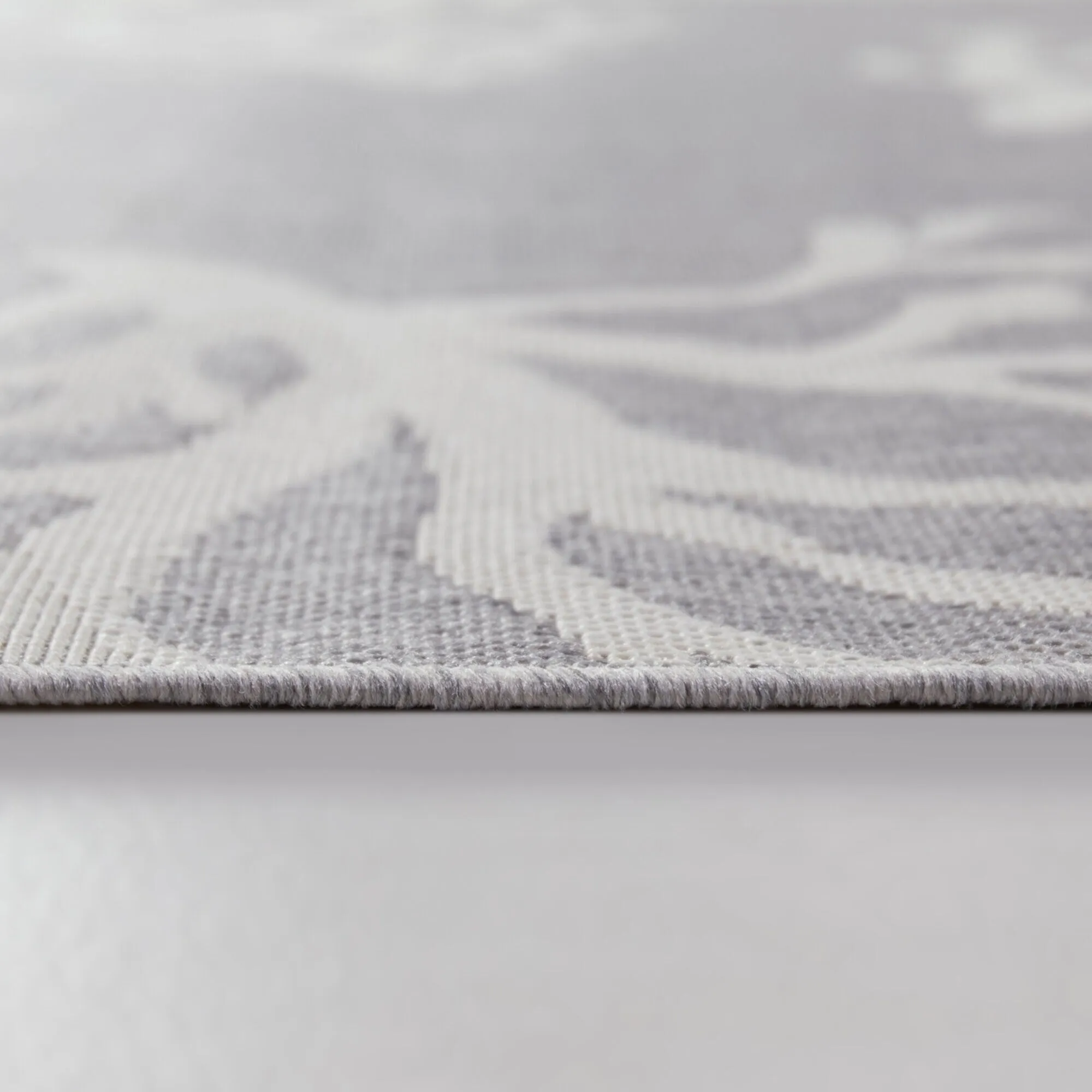 Kaito Coastal Coral Indoor/Outdoor Area Rug