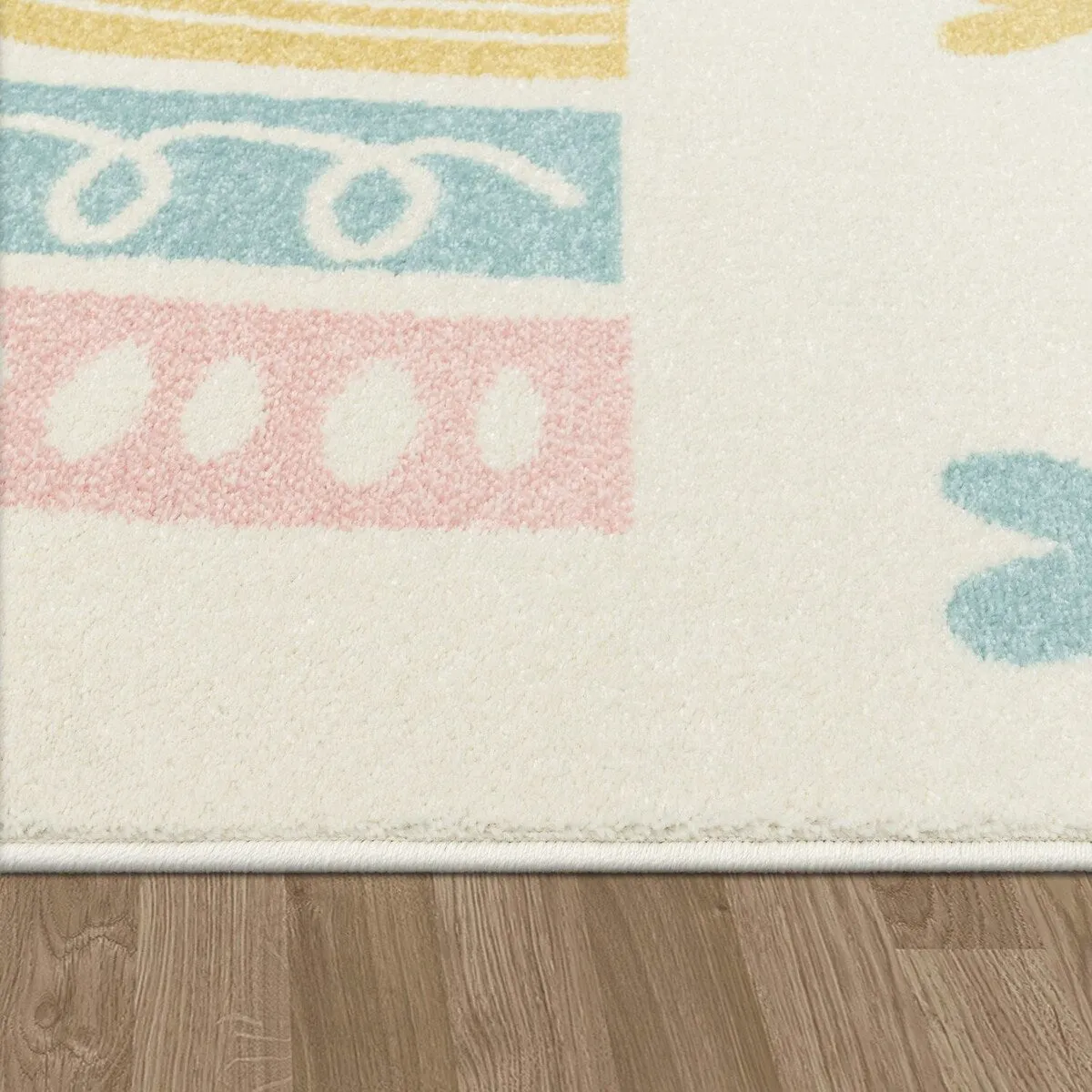 Kids Rug with Rainbow and Hearts in Pastel Colors