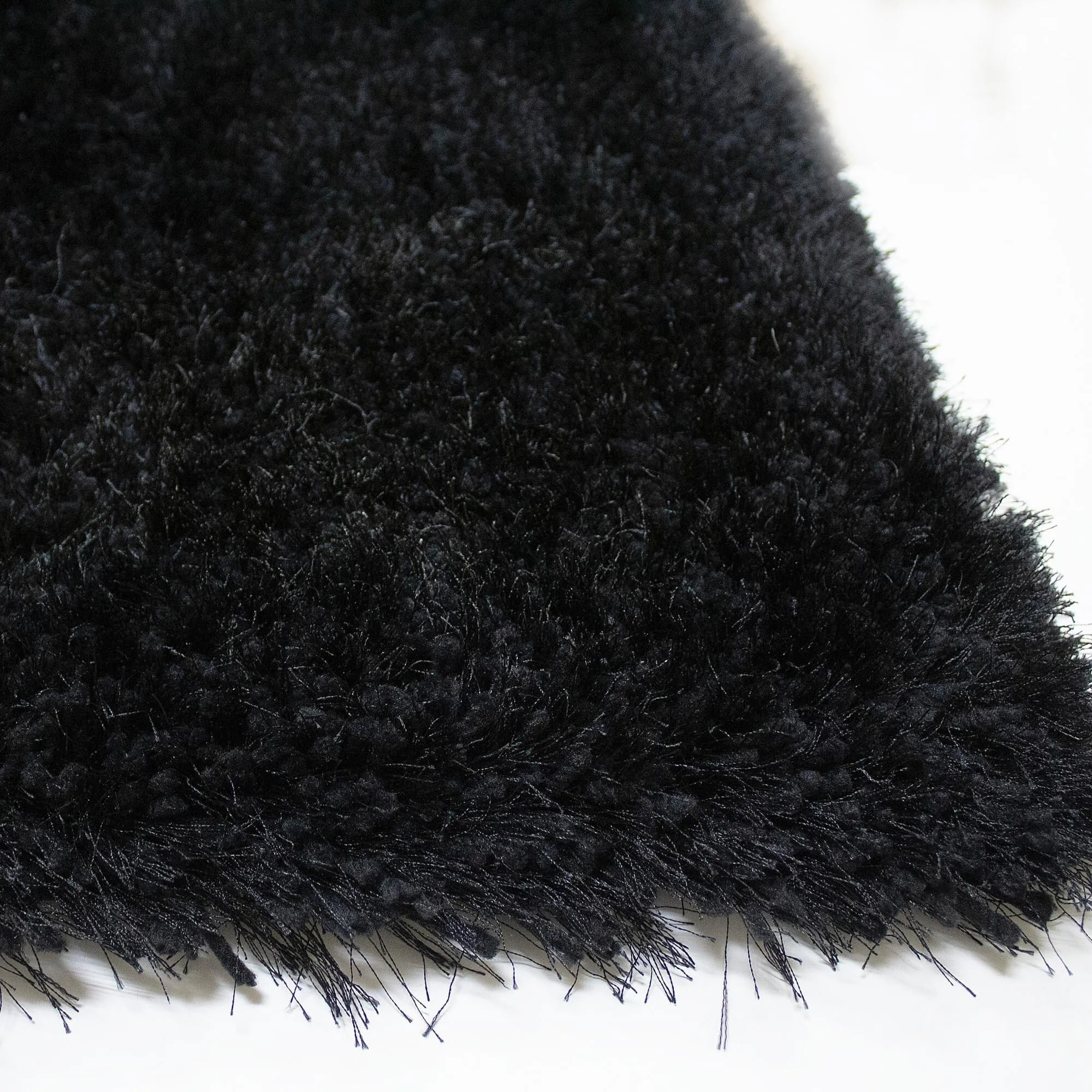 LA Rug Linens Romance 1.5-inch Thick Soft Pile Shag Area Rug