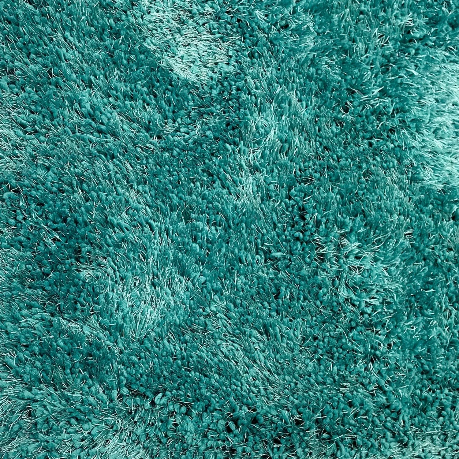 LA Rug Linens Romance 1.5-inch Thick Soft Pile Shag Area Rug