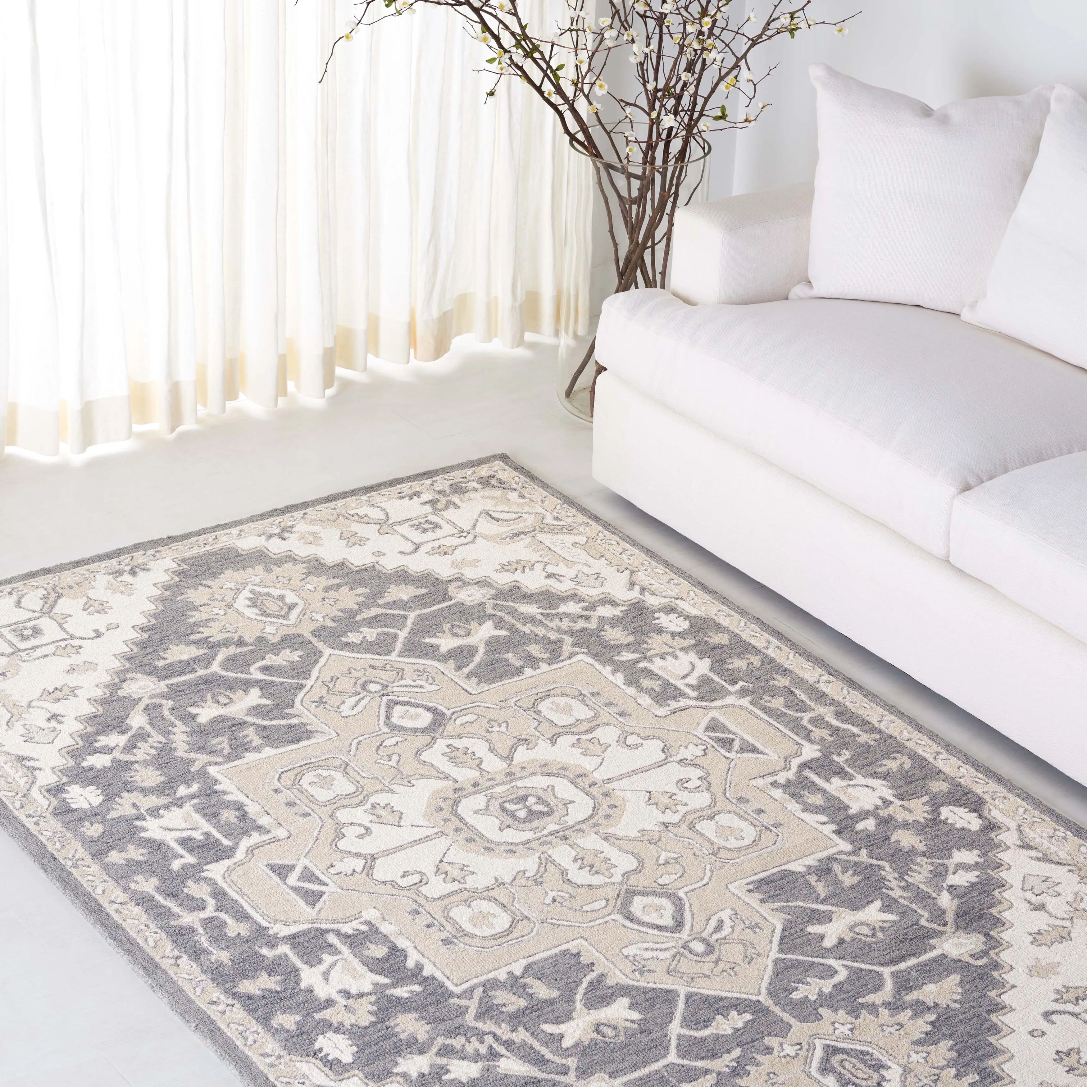 Lauren Ralph Lauren. Handmade Gunnhild Wool Rug