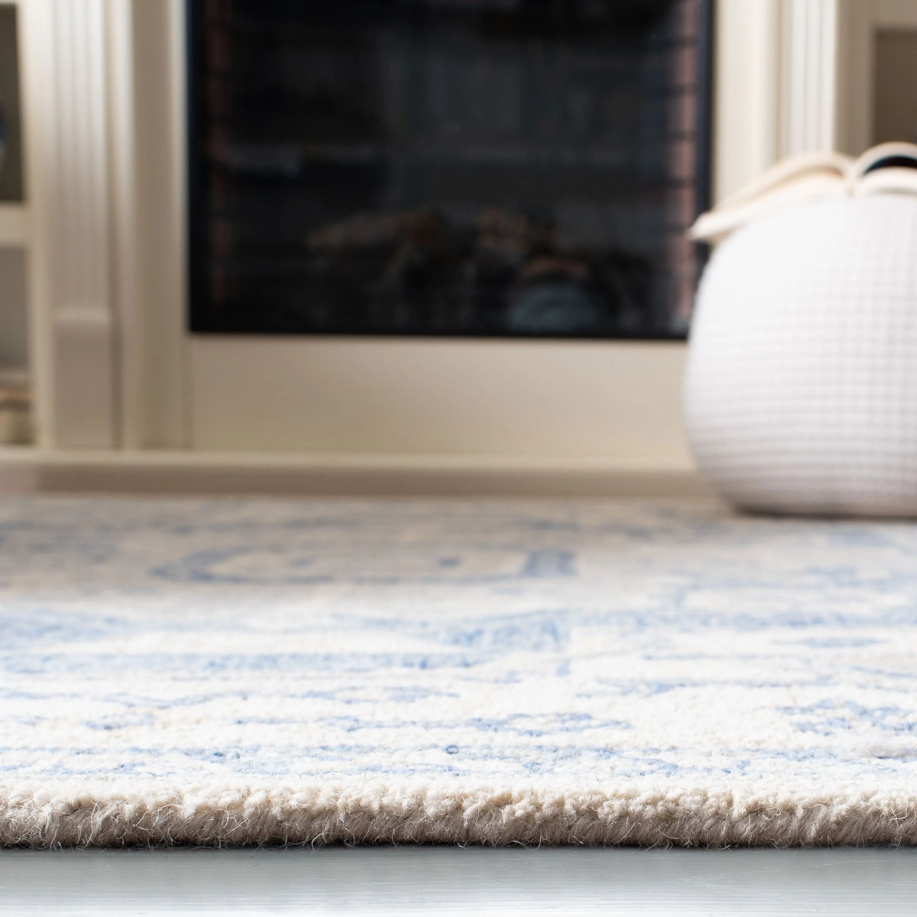 Lauren Ralph Lauren. Handmade Gunnhild Wool Rug