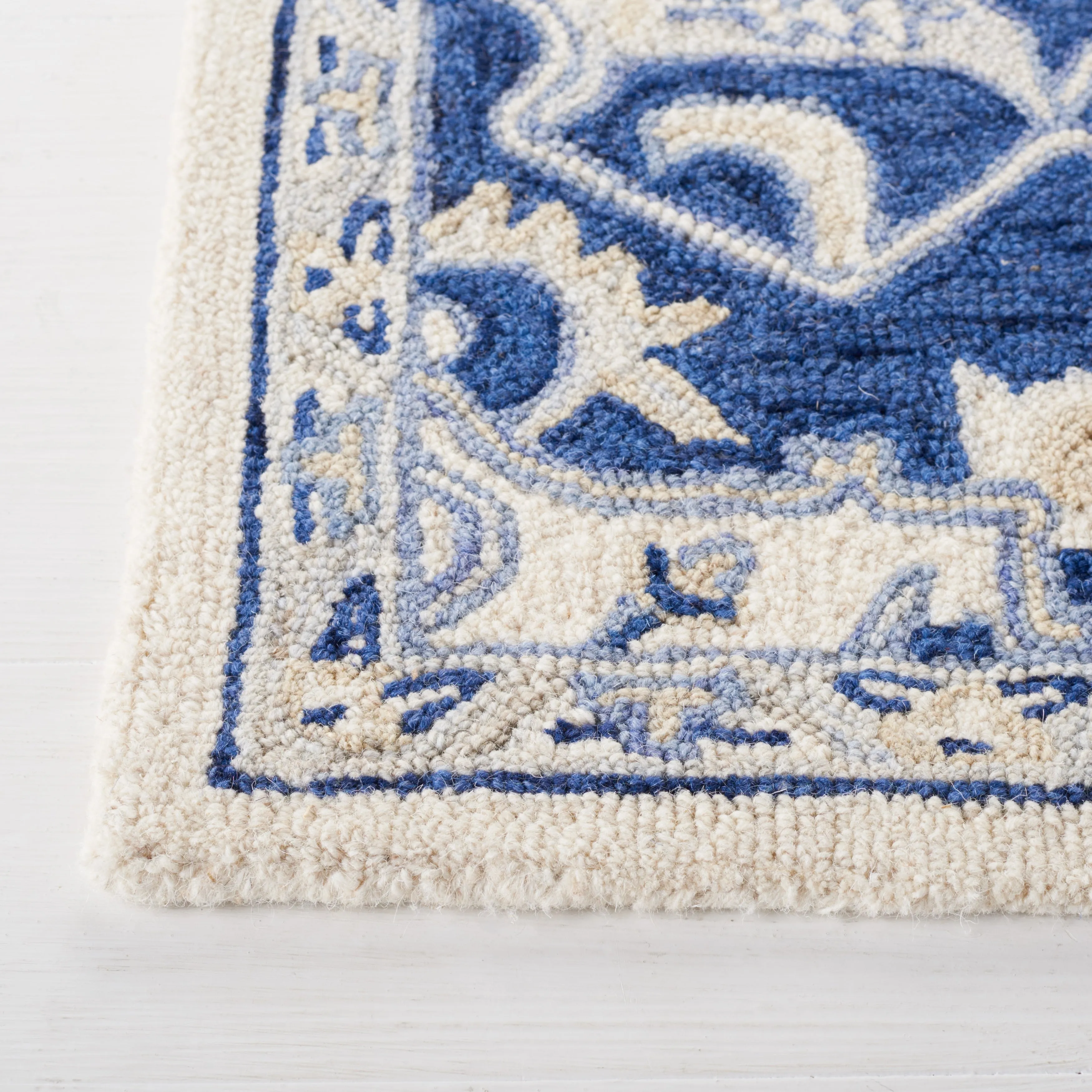Lauren Ralph Lauren. Handmade Gunnhild Wool Rug