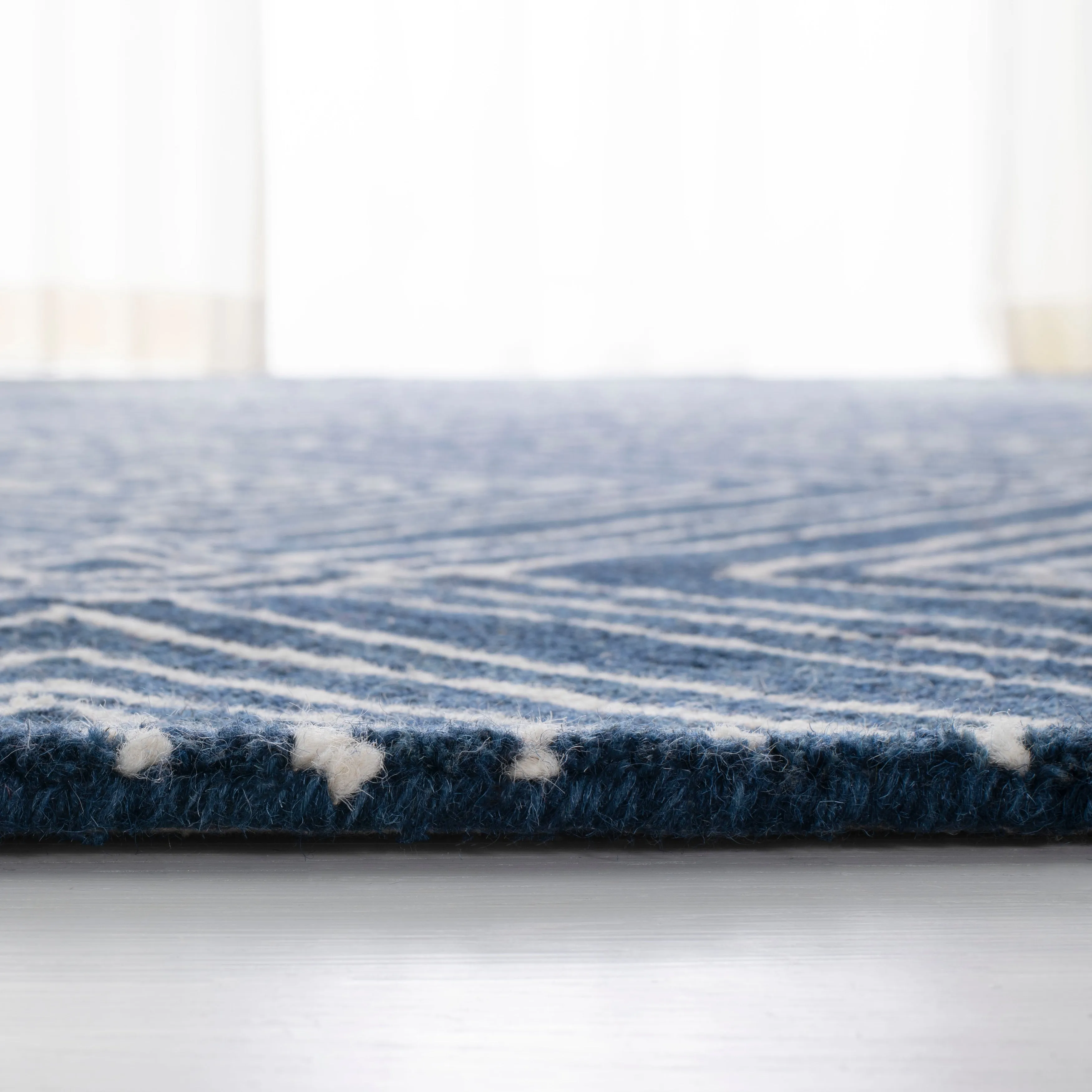 Lauren Ralph Lauren Handmade Isabella Modern & Contemporary Geometric Wool Rug