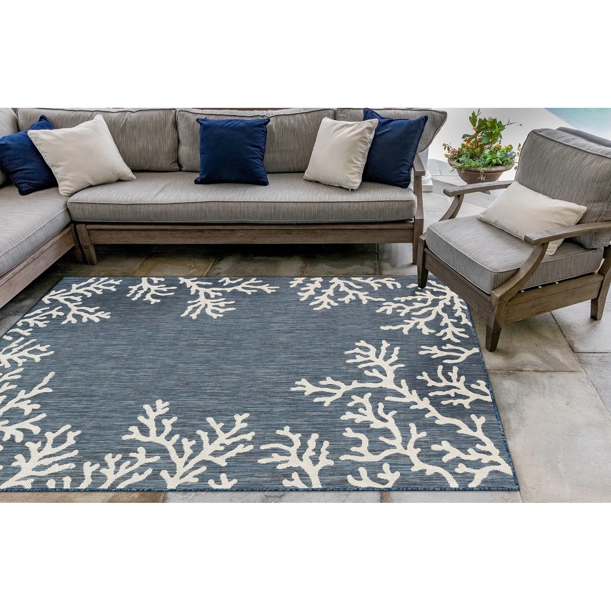 Liora Manne Carmel Coral Border Indoor/Outdoor Area Rug