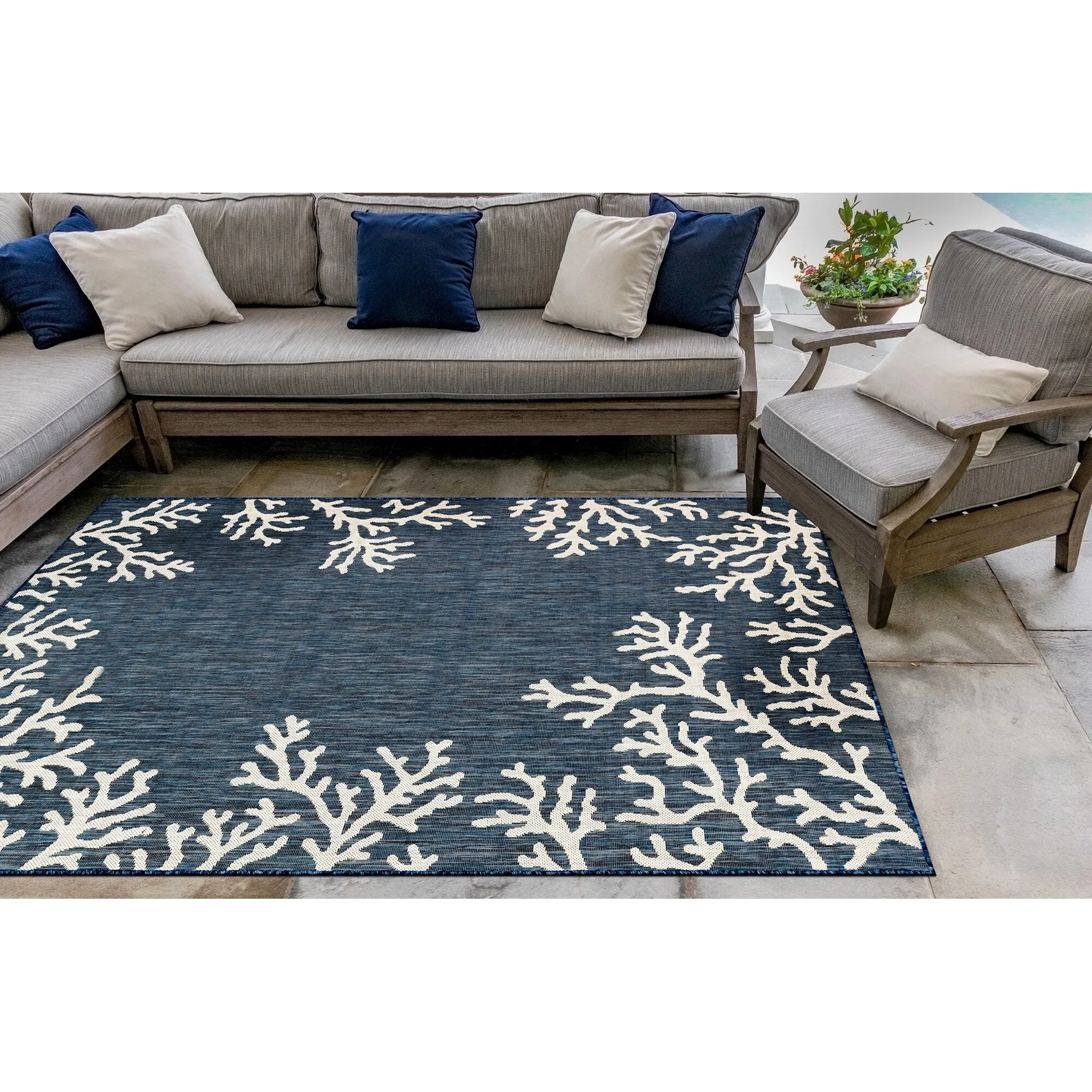Liora Manne Carmel Coral Border Indoor/Outdoor Area Rug
