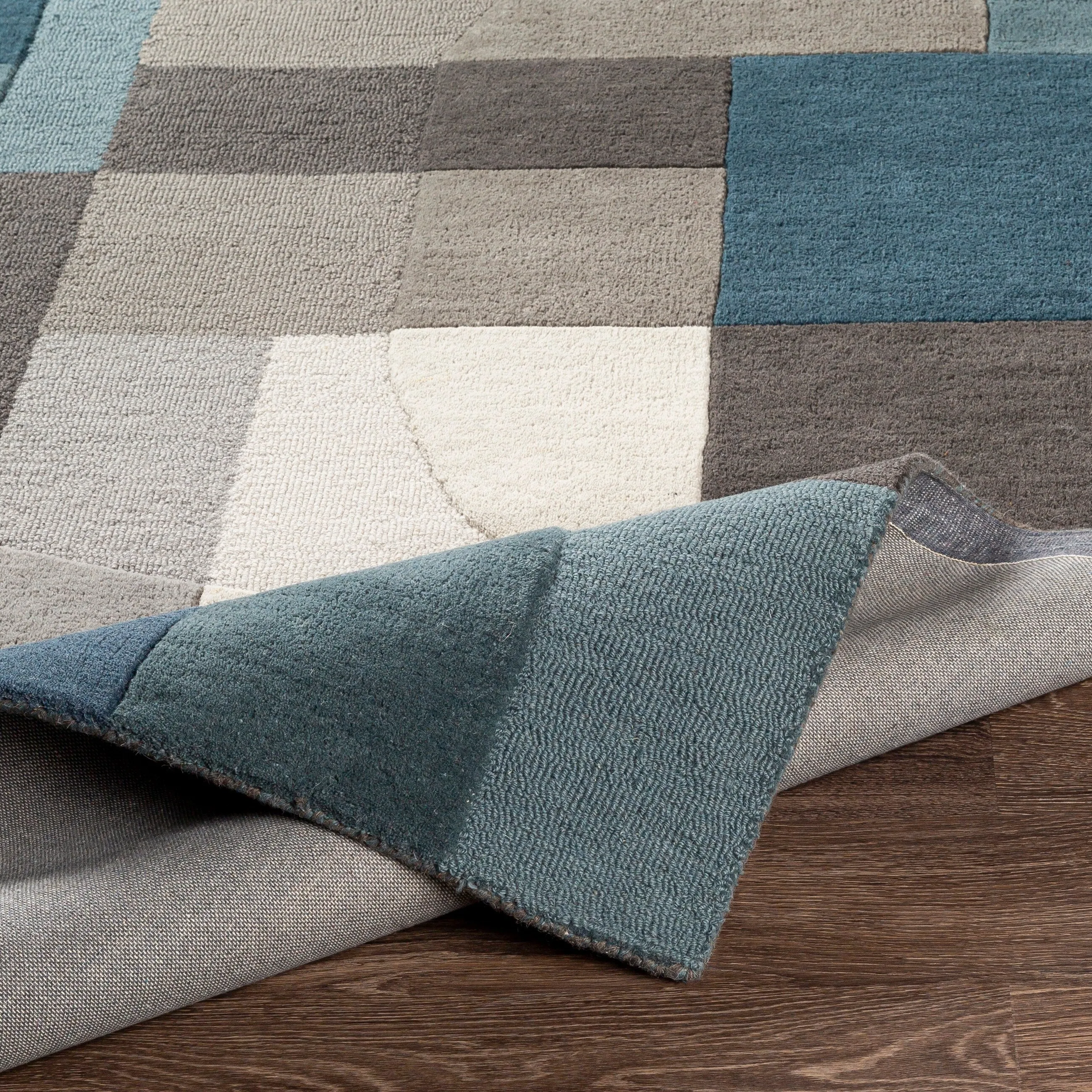 Livabliss Bedstuy Modern Wool Handmade Area Rug