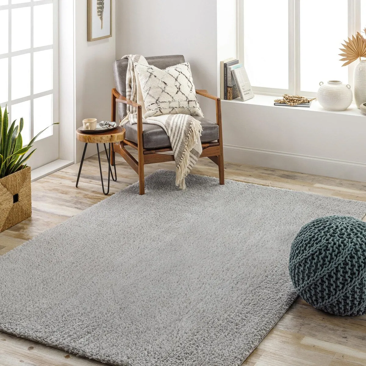 Livabliss Cloudy Shag Solid Plush Area Rug
