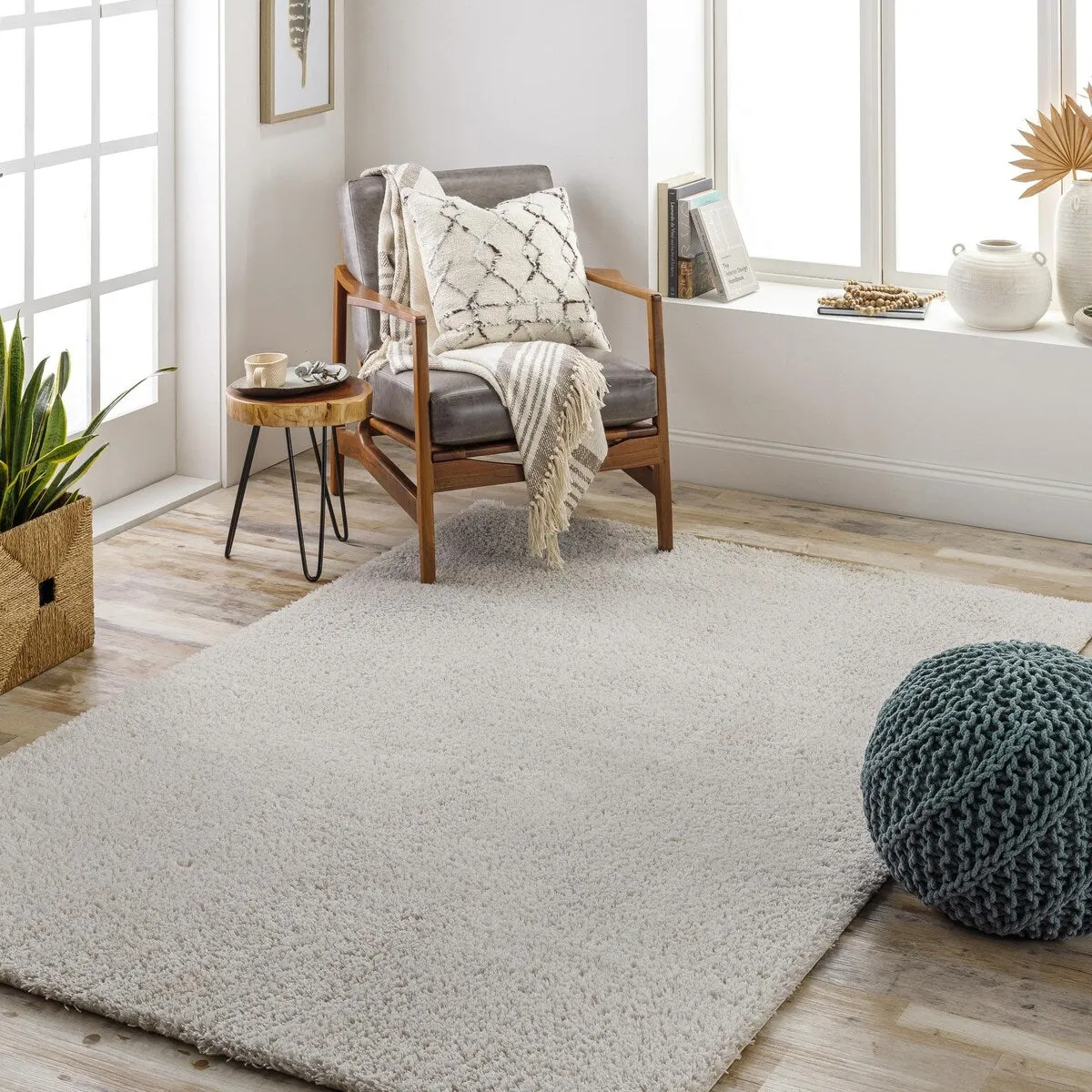 Livabliss Cloudy Shag Solid Plush Area Rug