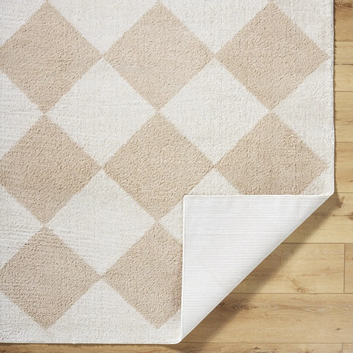 Livabliss Fossay Shag Modern & Contemporary Diamond Washable Area Rug