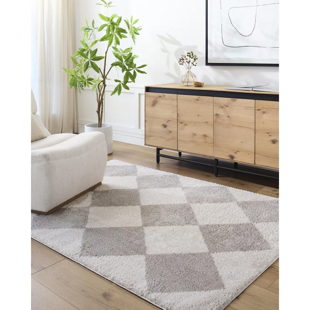 Livabliss Fossay Shag Modern & Contemporary Diamond Washable Area Rug