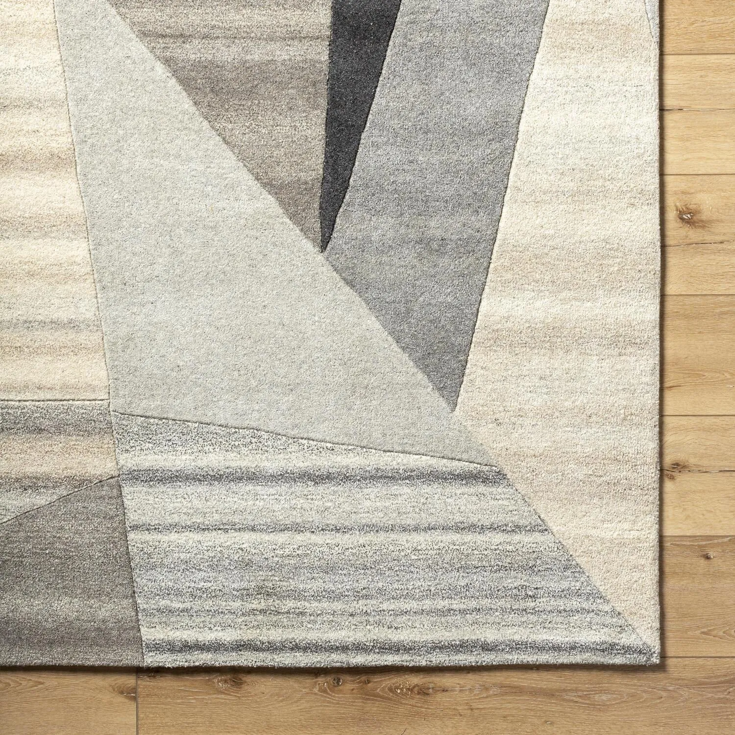 Livabliss Ivarshyttan Modern Area Rug