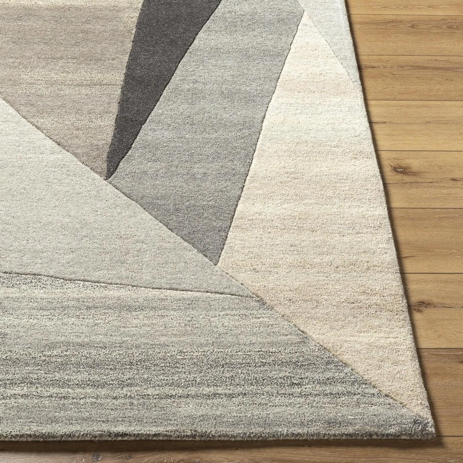 Livabliss Ivarshyttan Modern Area Rug