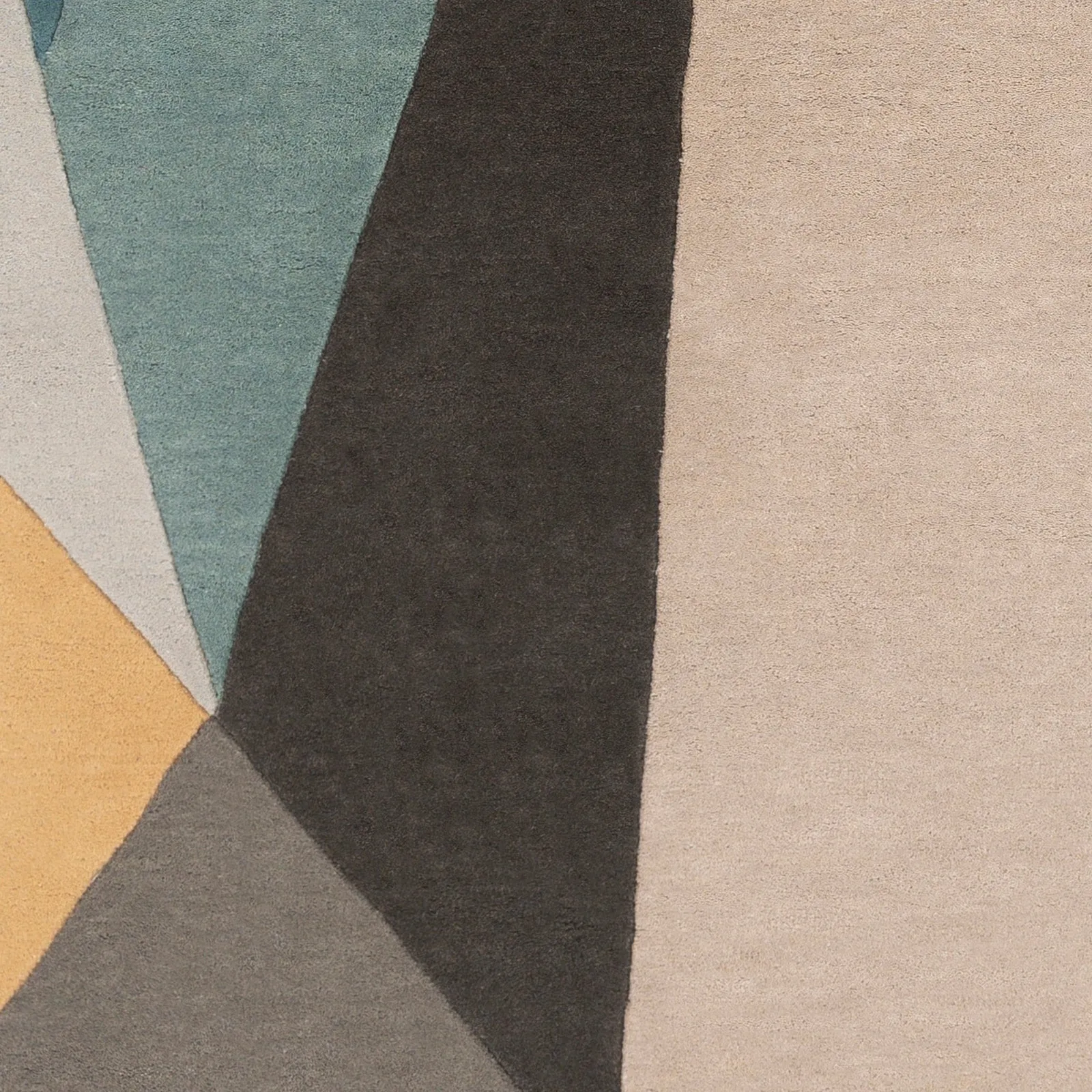 Livabliss Ivarshyttan Modern Area Rug