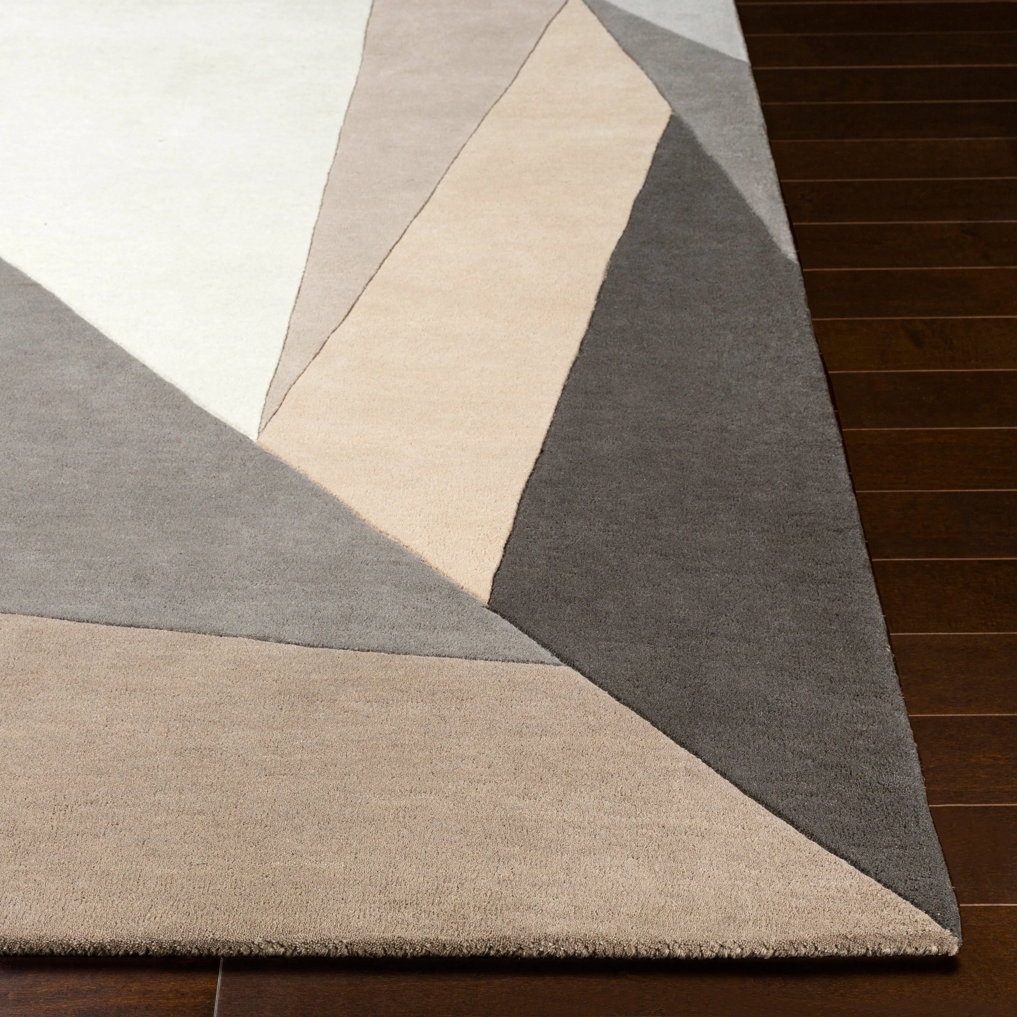 Livabliss Ivarshyttan Modern Area Rug