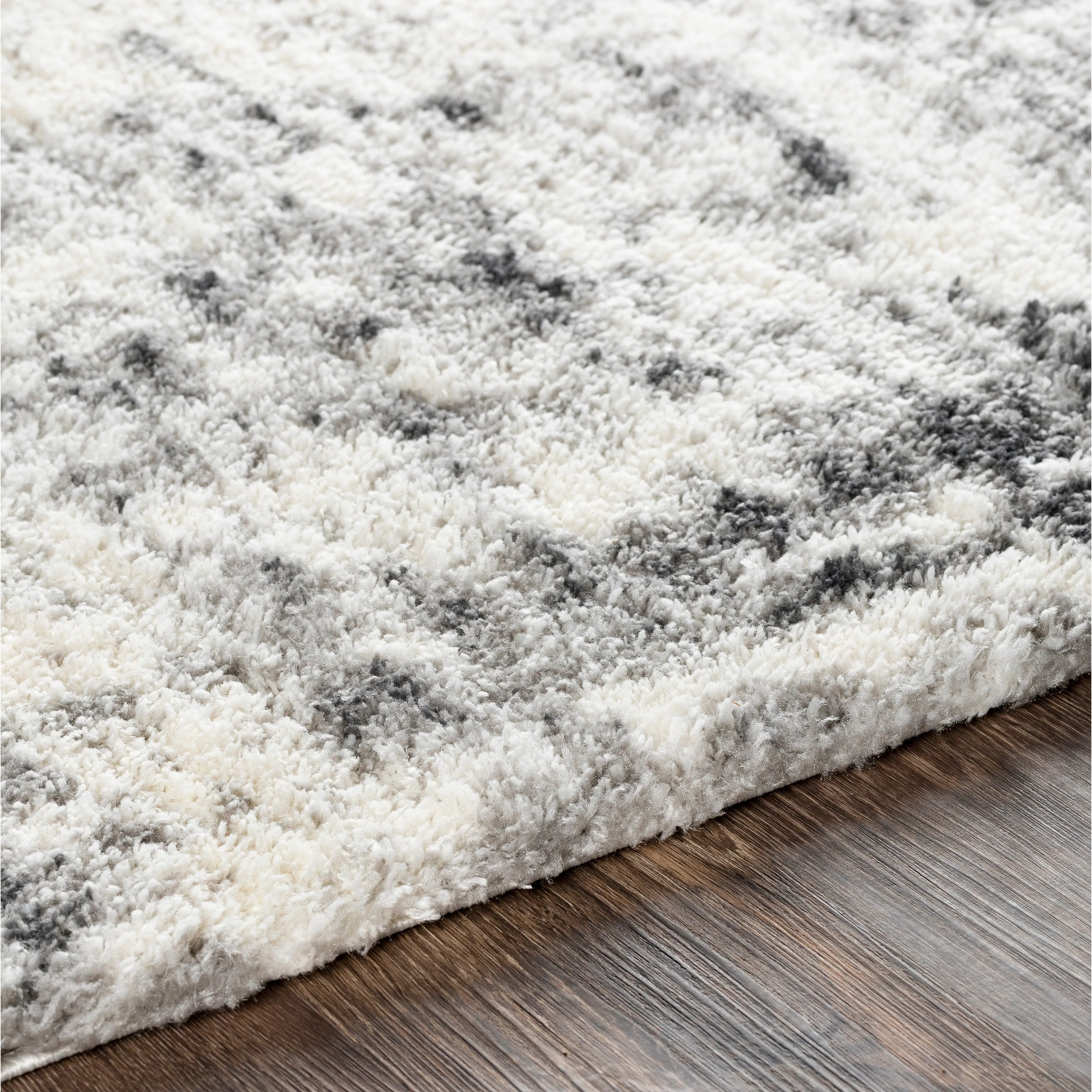 Livabliss Laquan Plush Abstract Modern Area Rug