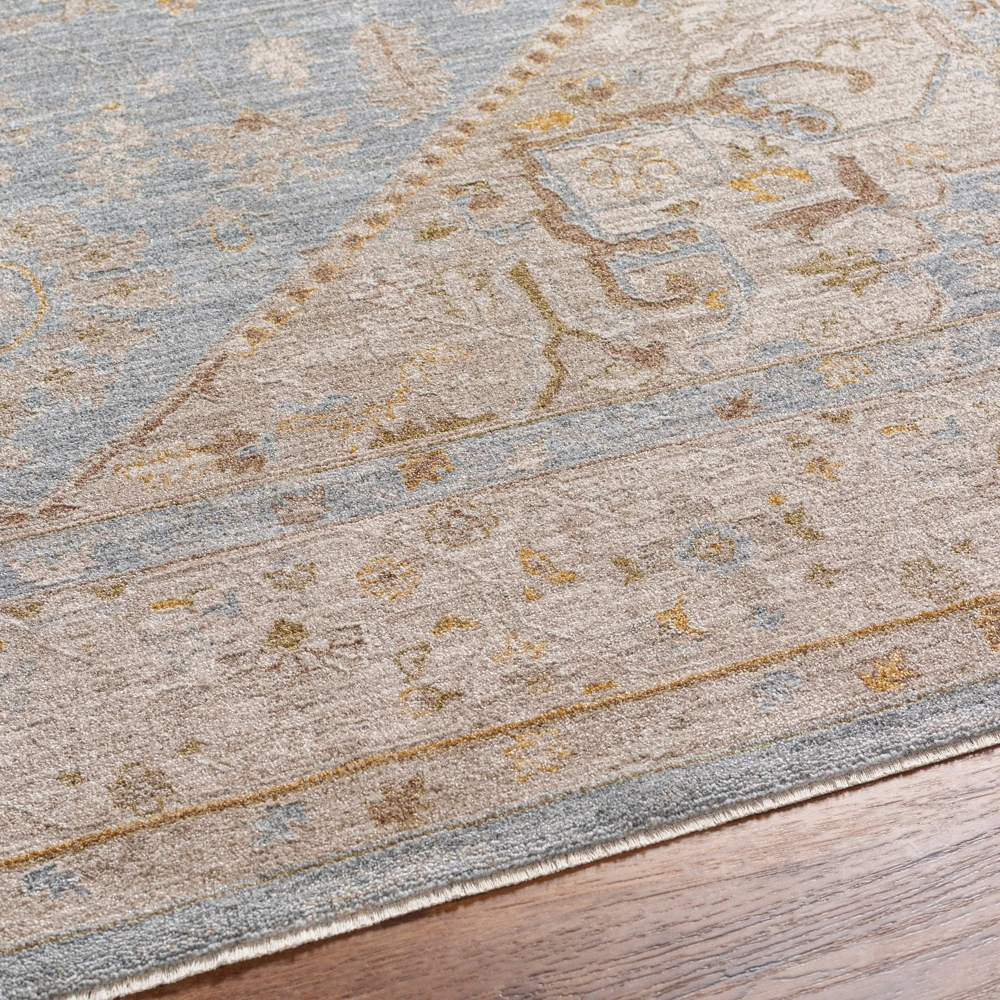 Livabliss Lonney Vintage Persian Area Rug