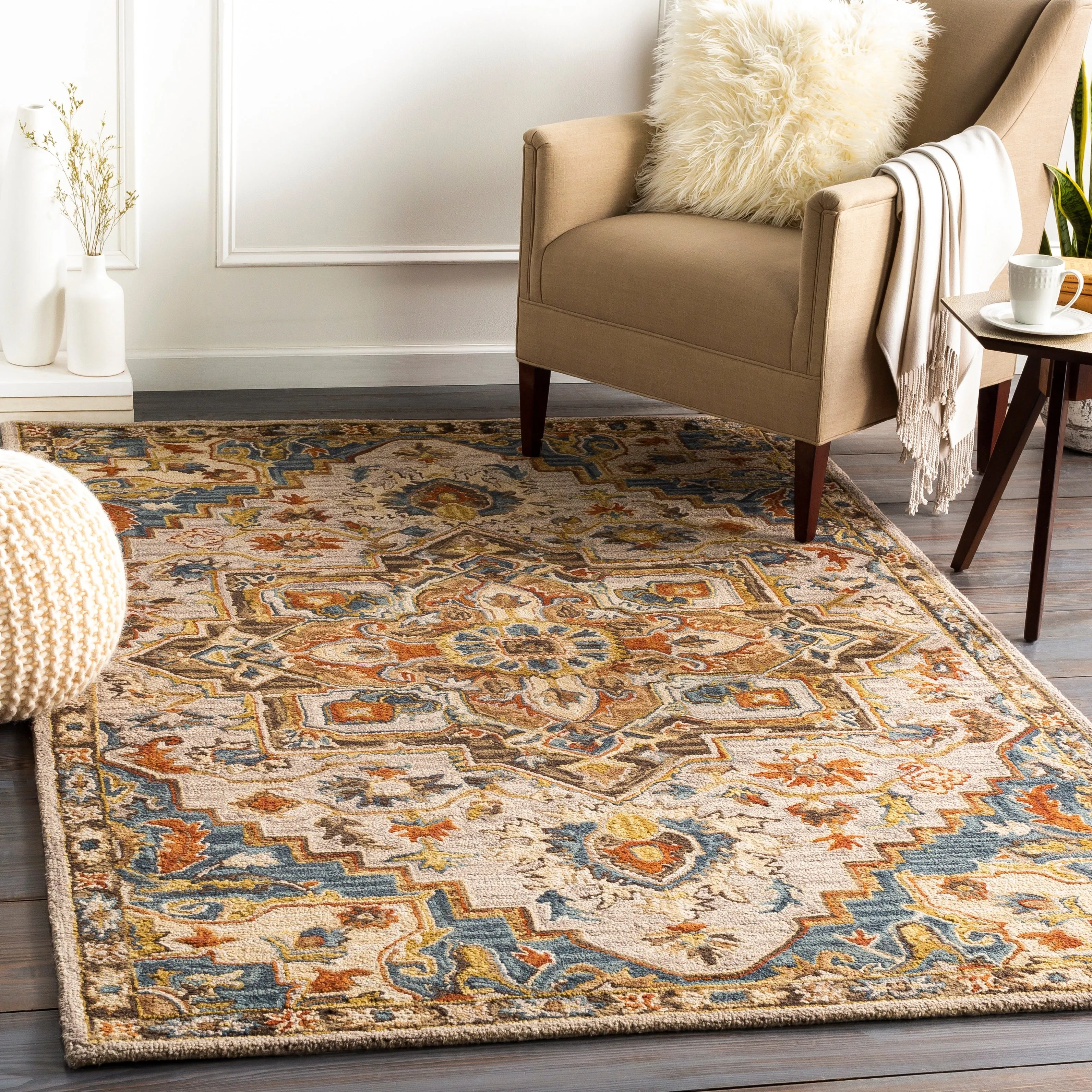 Livabliss Marena Handmade Wool Medallion Area Rug