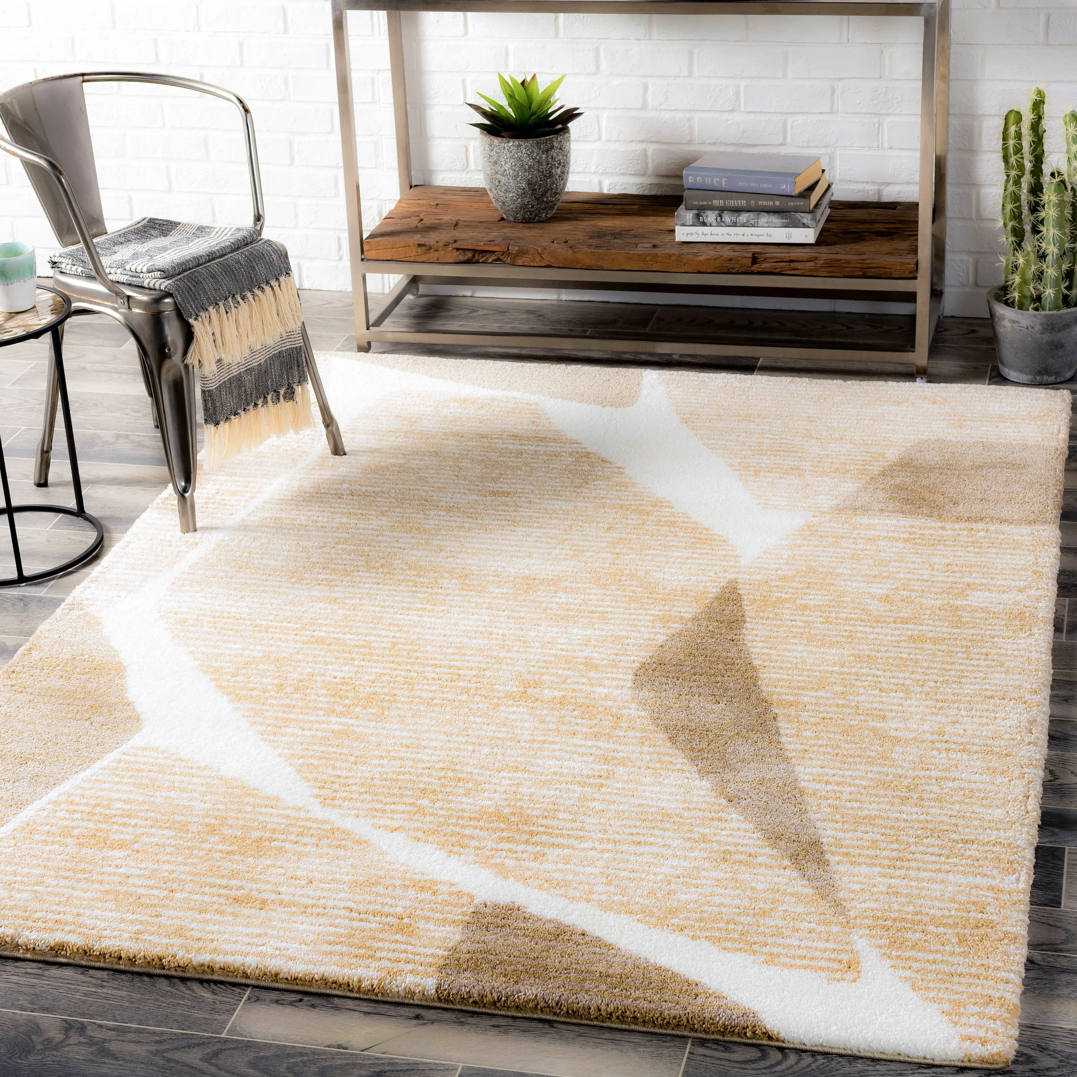 Livabliss Mepalle Modern Plush Area Rug