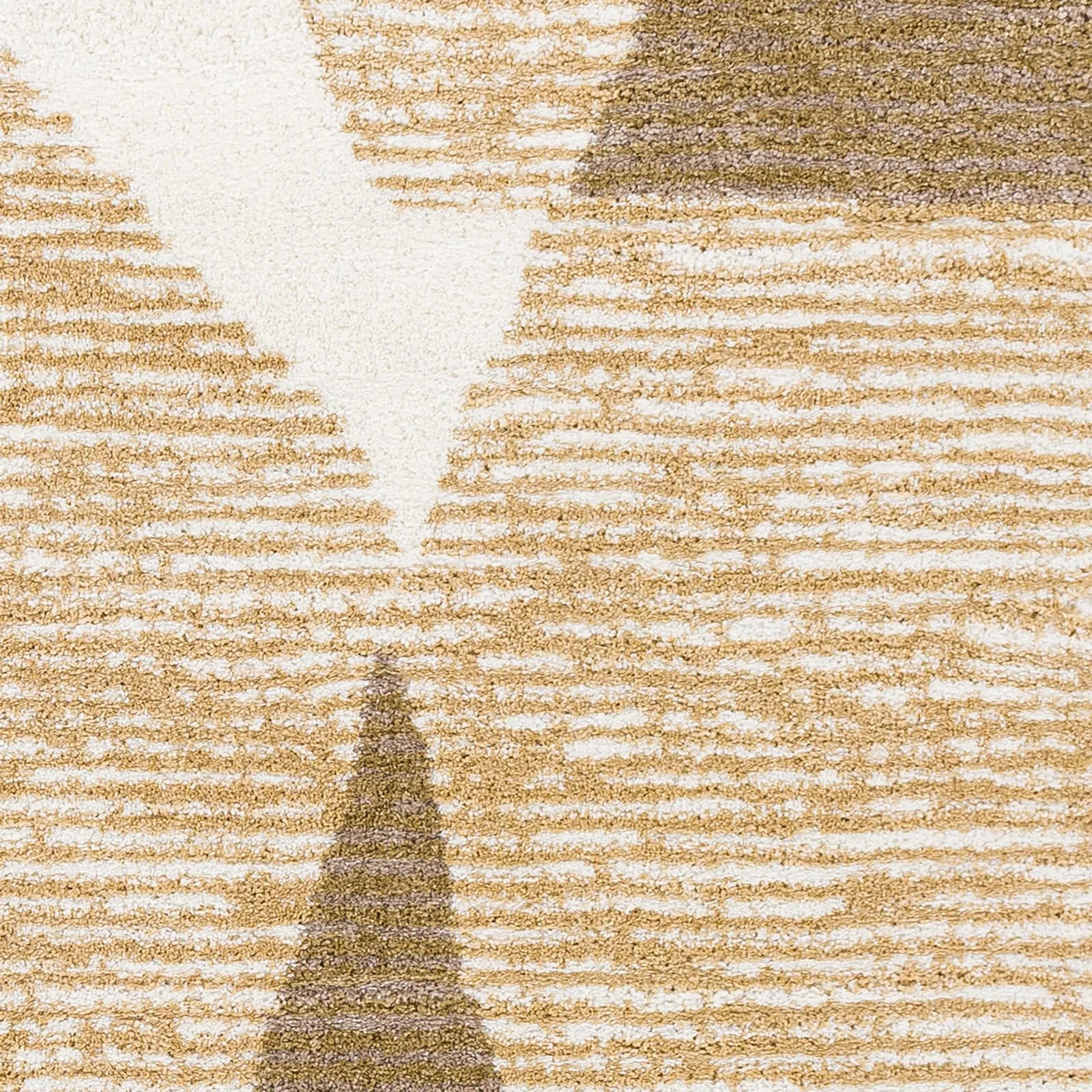 Livabliss Mepalle Modern Plush Area Rug