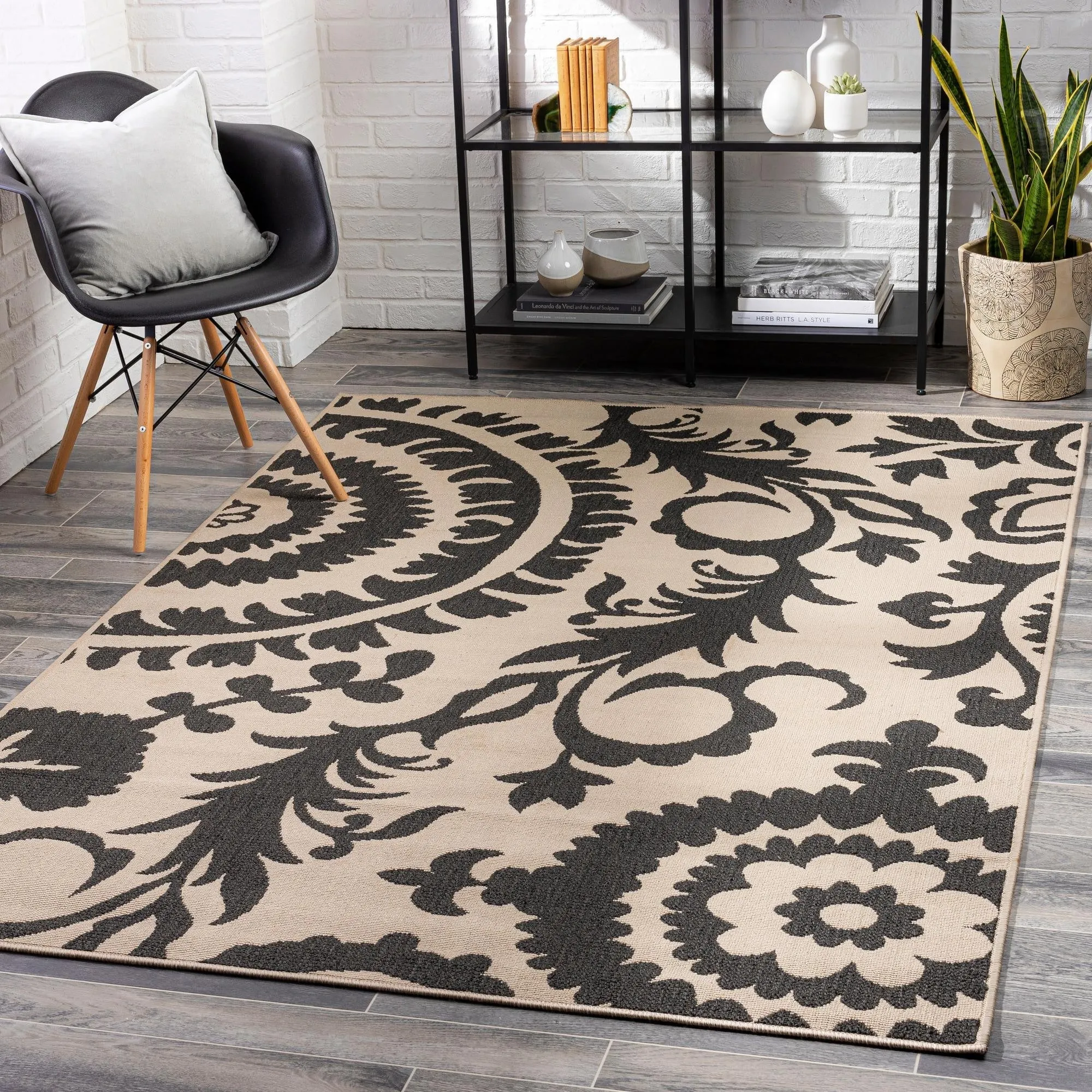 Livabliss Nina Contemporary Floral Indoor/Outdoor Area Rug