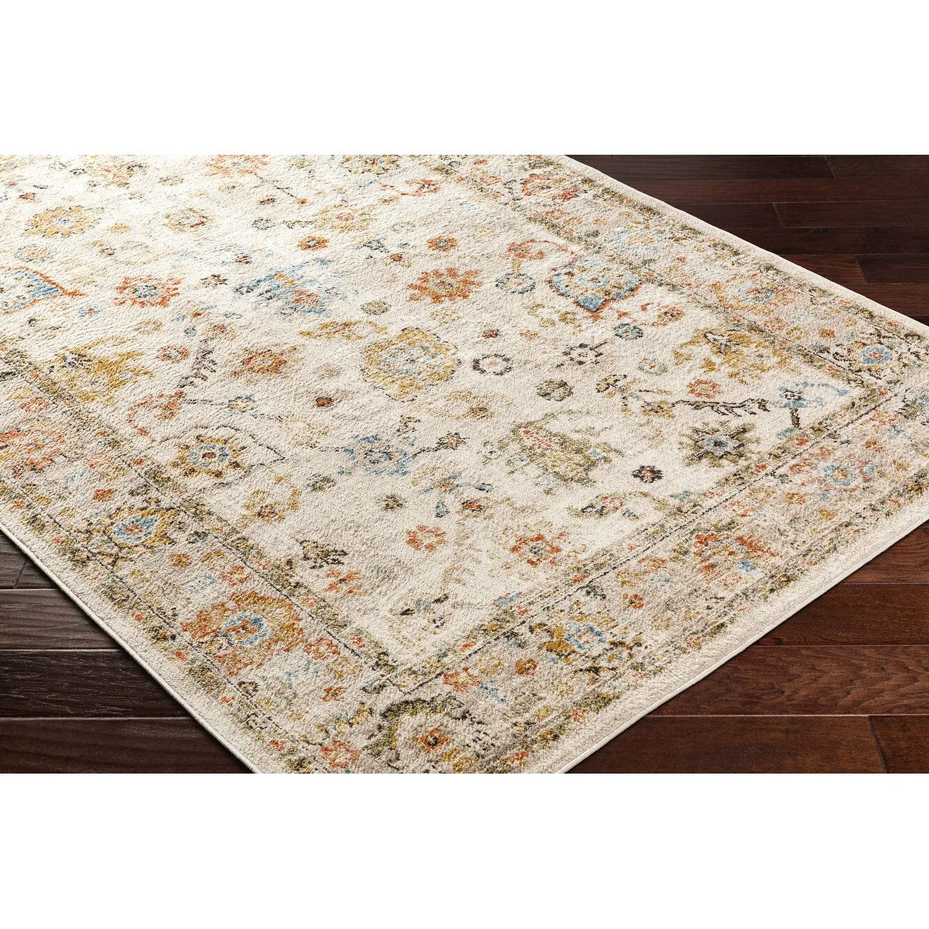 Livabliss Pertek Traditional Floral Area Rug