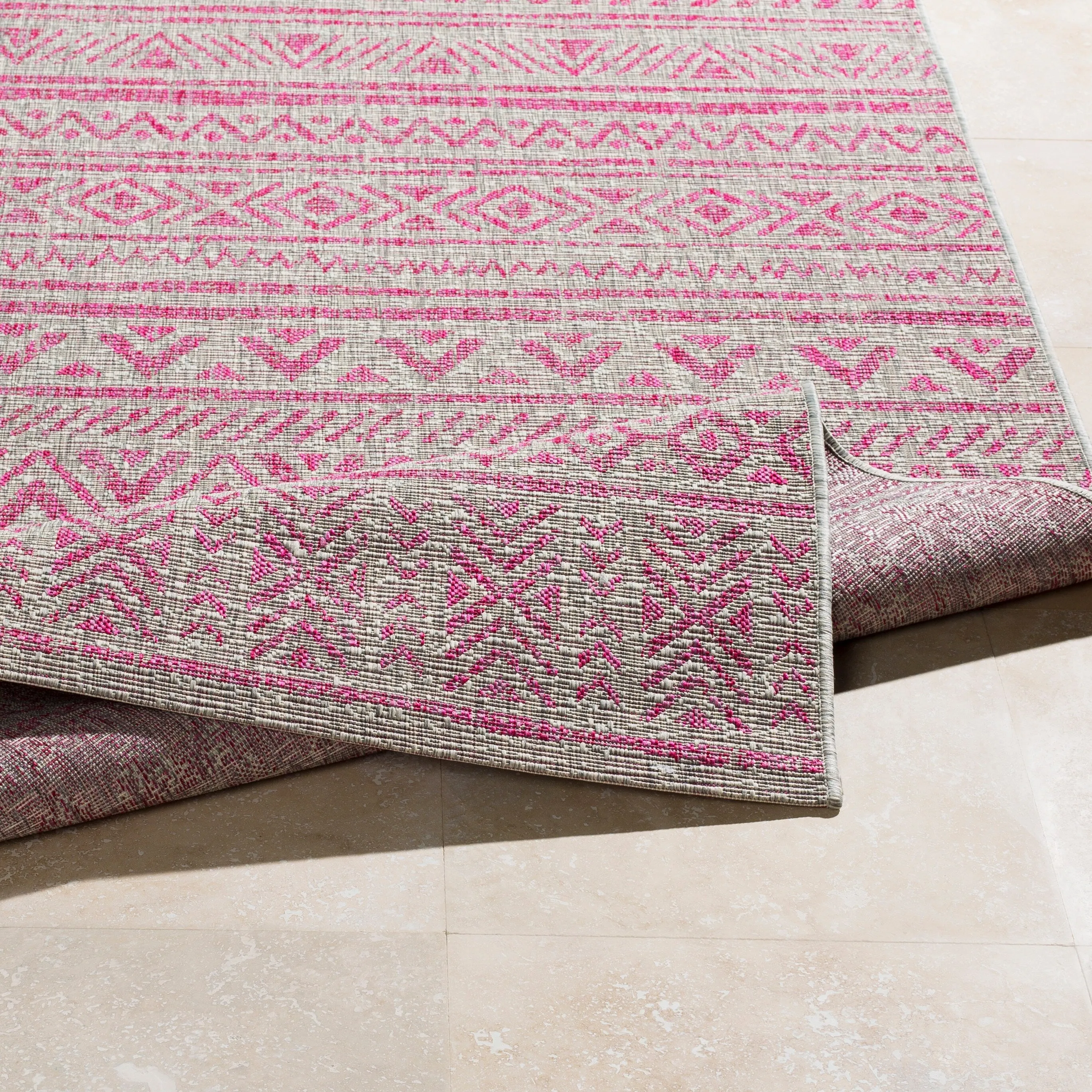 Livabliss Powlett Vintage Southwestern Indoor/ Outdoor Area Rug