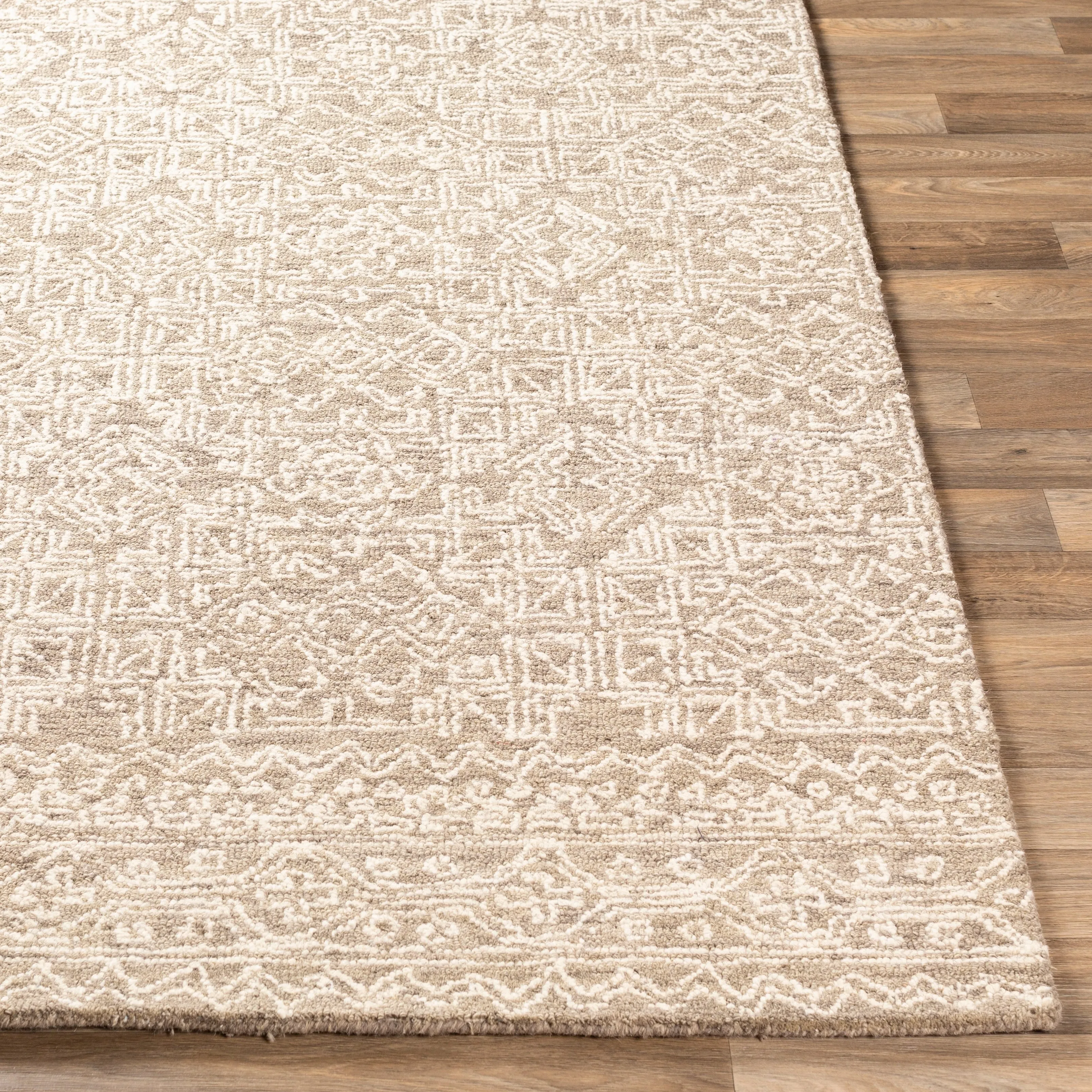 Livabliss Ruthelen Handmade Tribal Wool Area Rug