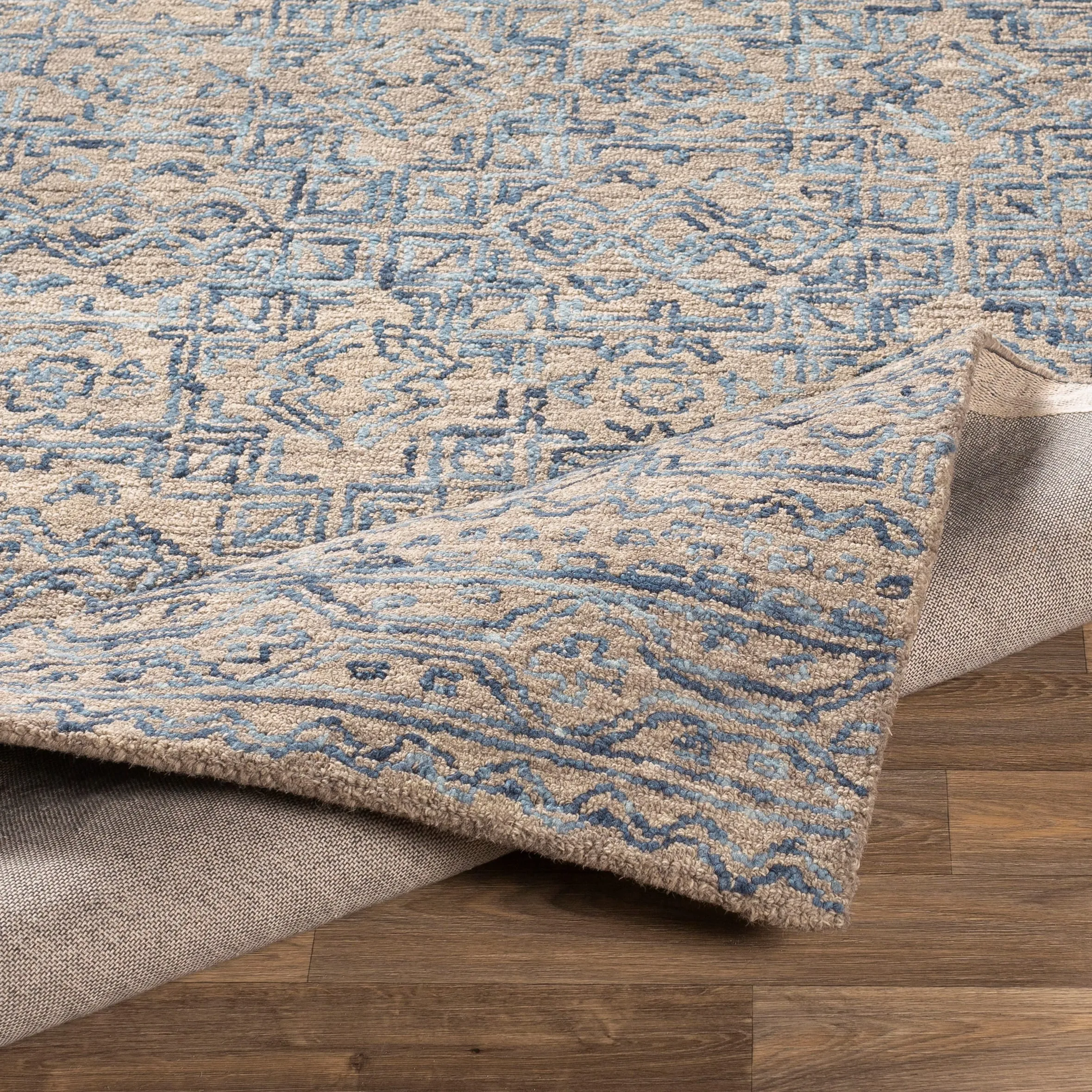 Livabliss Ruthelen Handmade Tribal Wool Area Rug