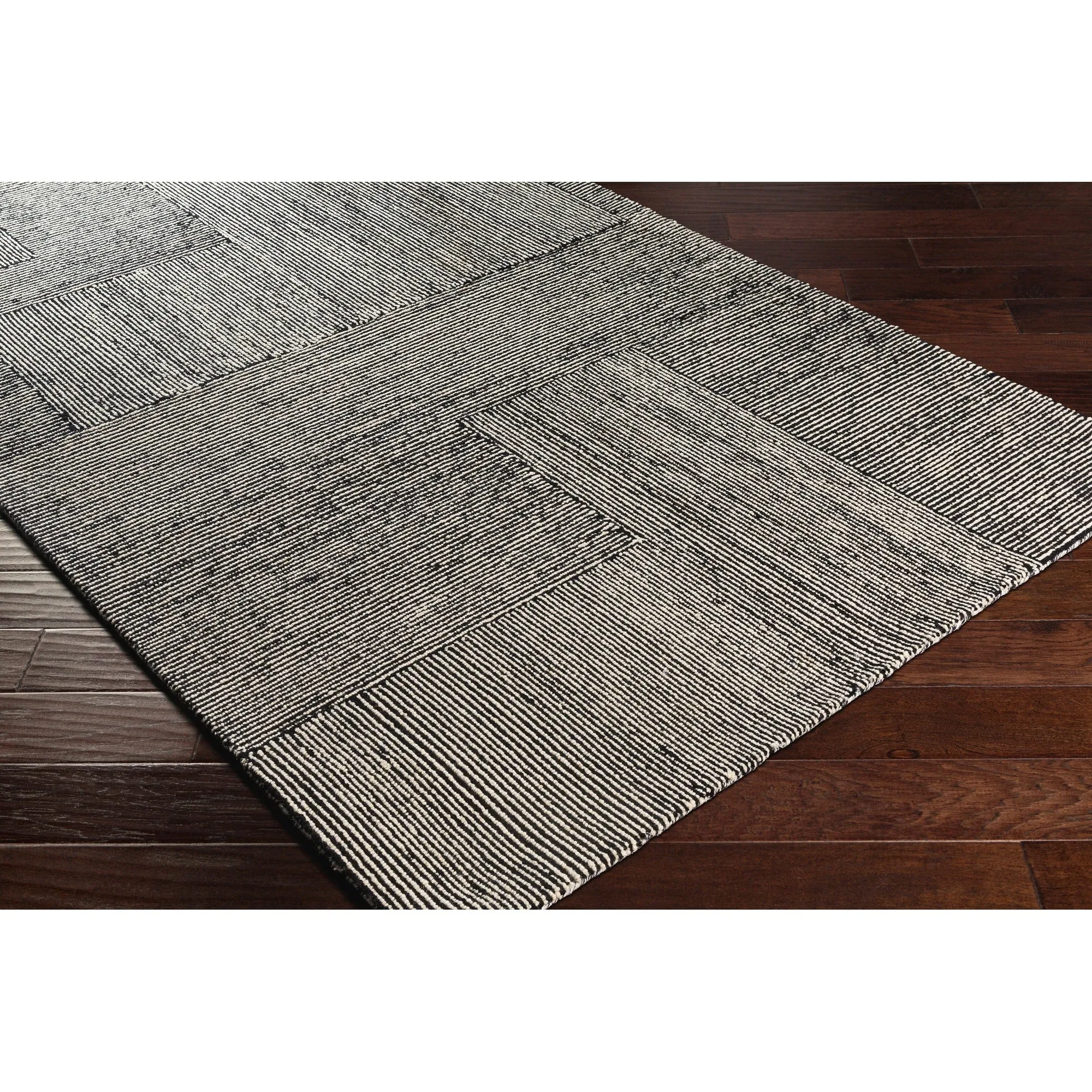 Livabliss Wazney Handmade Wool Farmhouse Area Rug