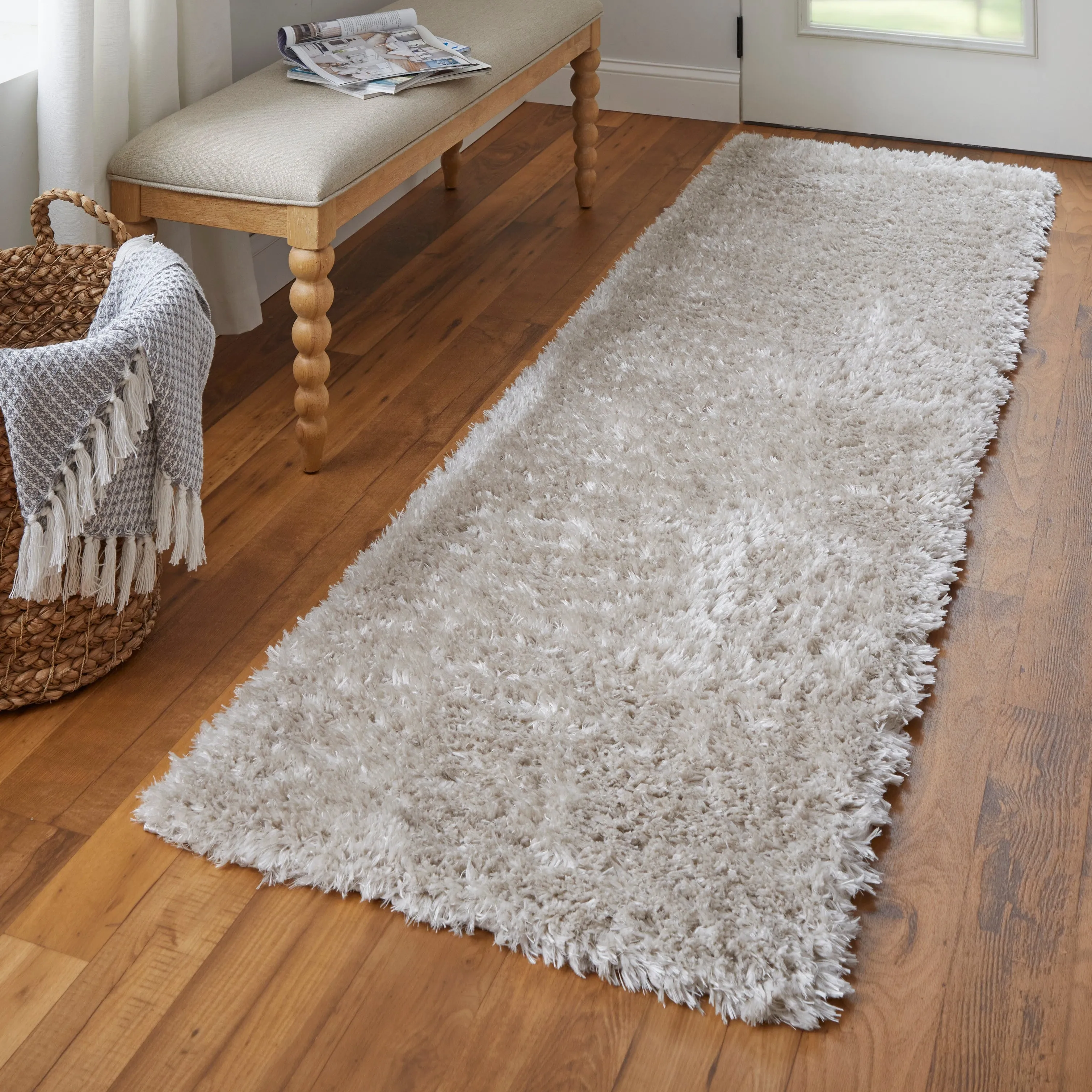 Loman Solid Modern Area Rug