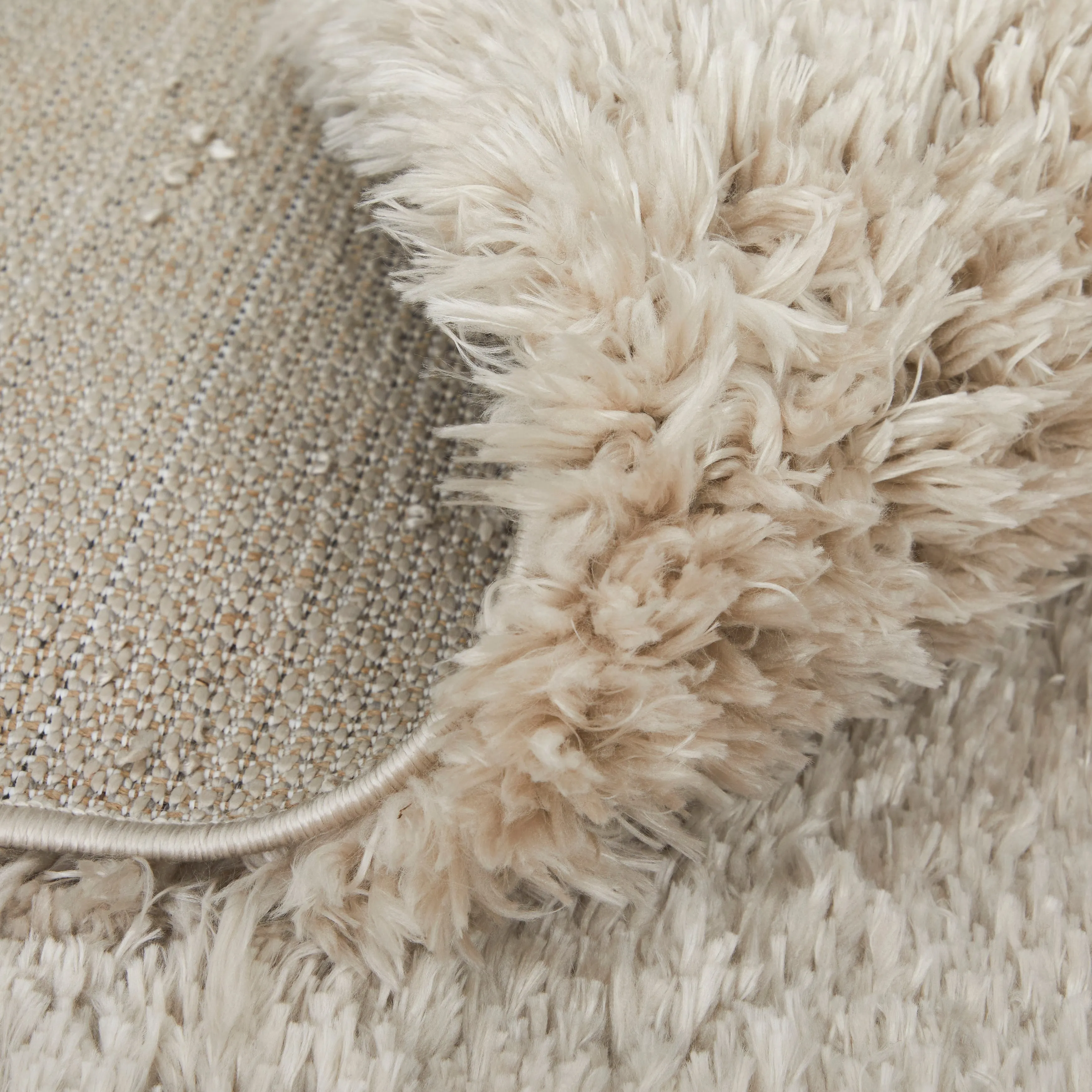 Loman Solid Modern Area Rug