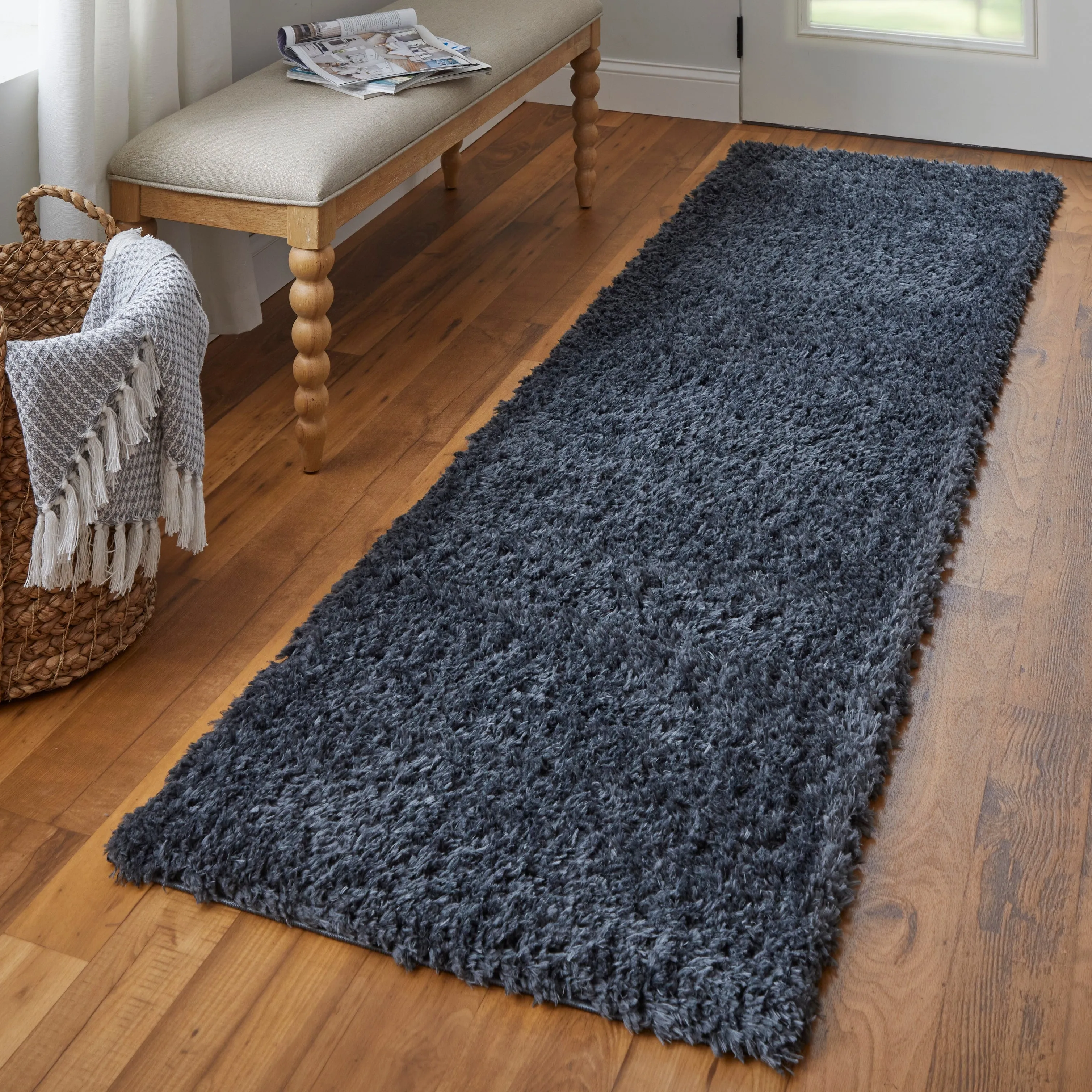 Loman Solid Modern Area Rug