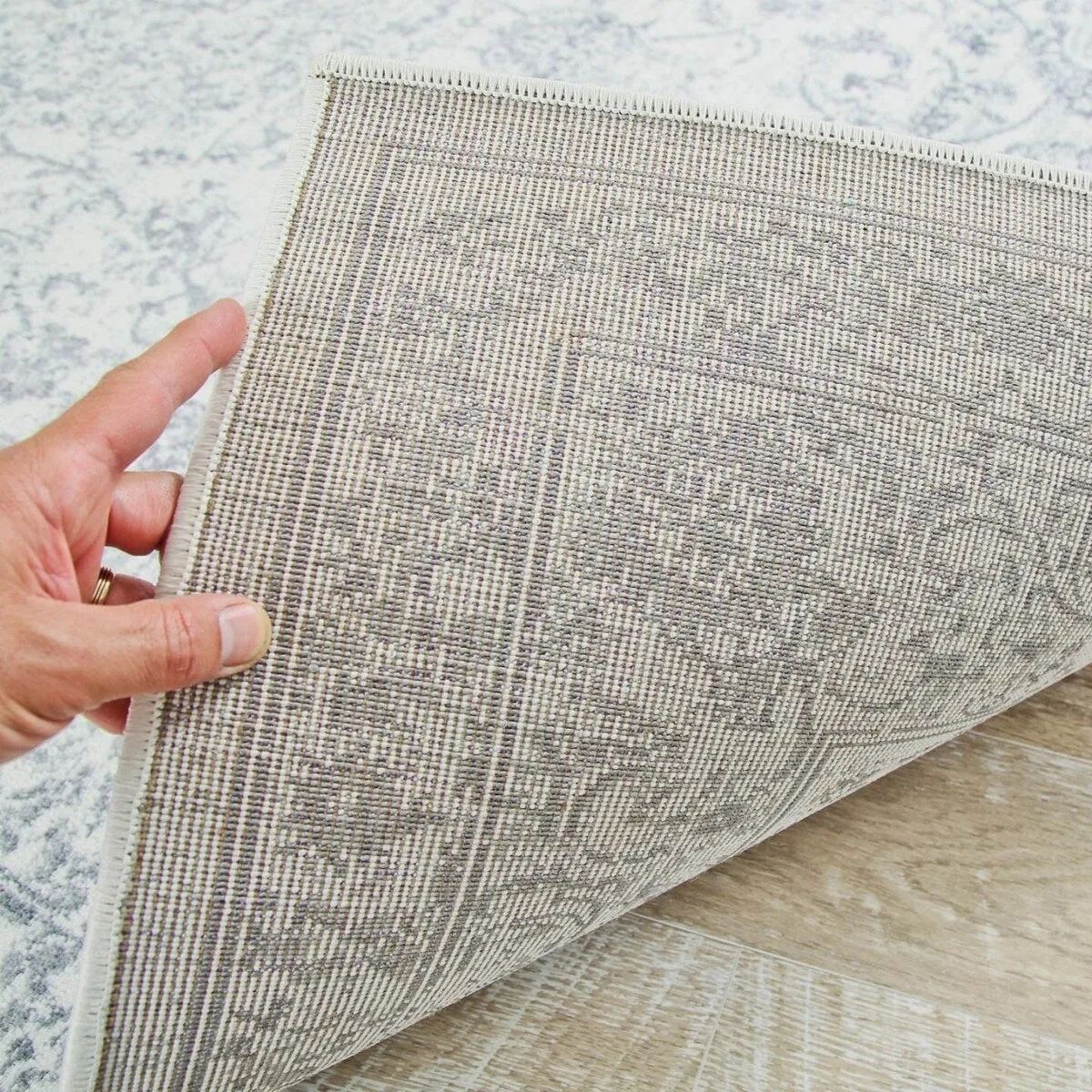 Luxe Weavers Oriental Medallion Area Rug. Stain-Resistant Carpet - 8' x 10'