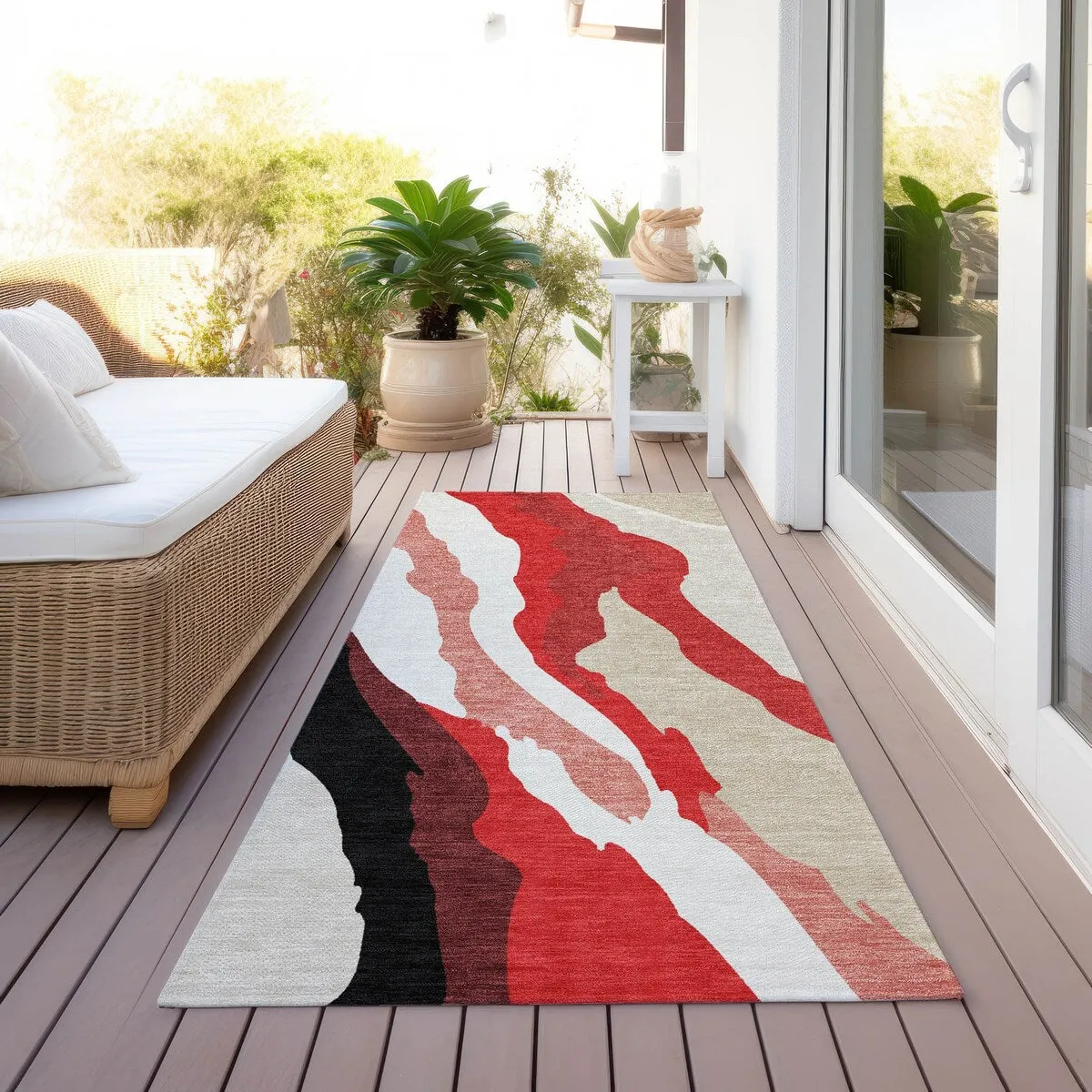 Machine Washable Indoor/ Outdoor Abstract Contemporary Chantille Rug