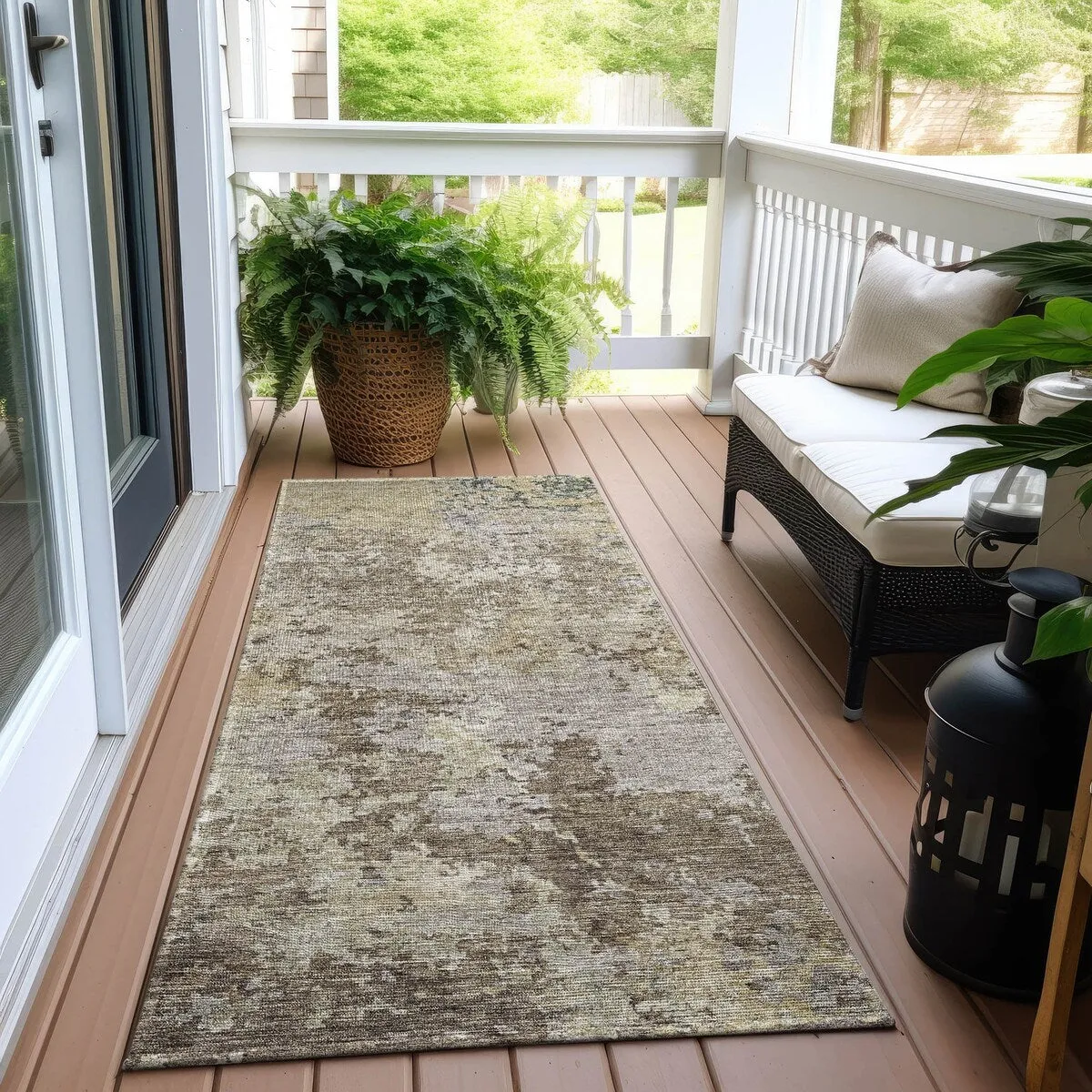 Machine Washable Indoor/ Outdoor Abstract Contemporary Chantille Rug