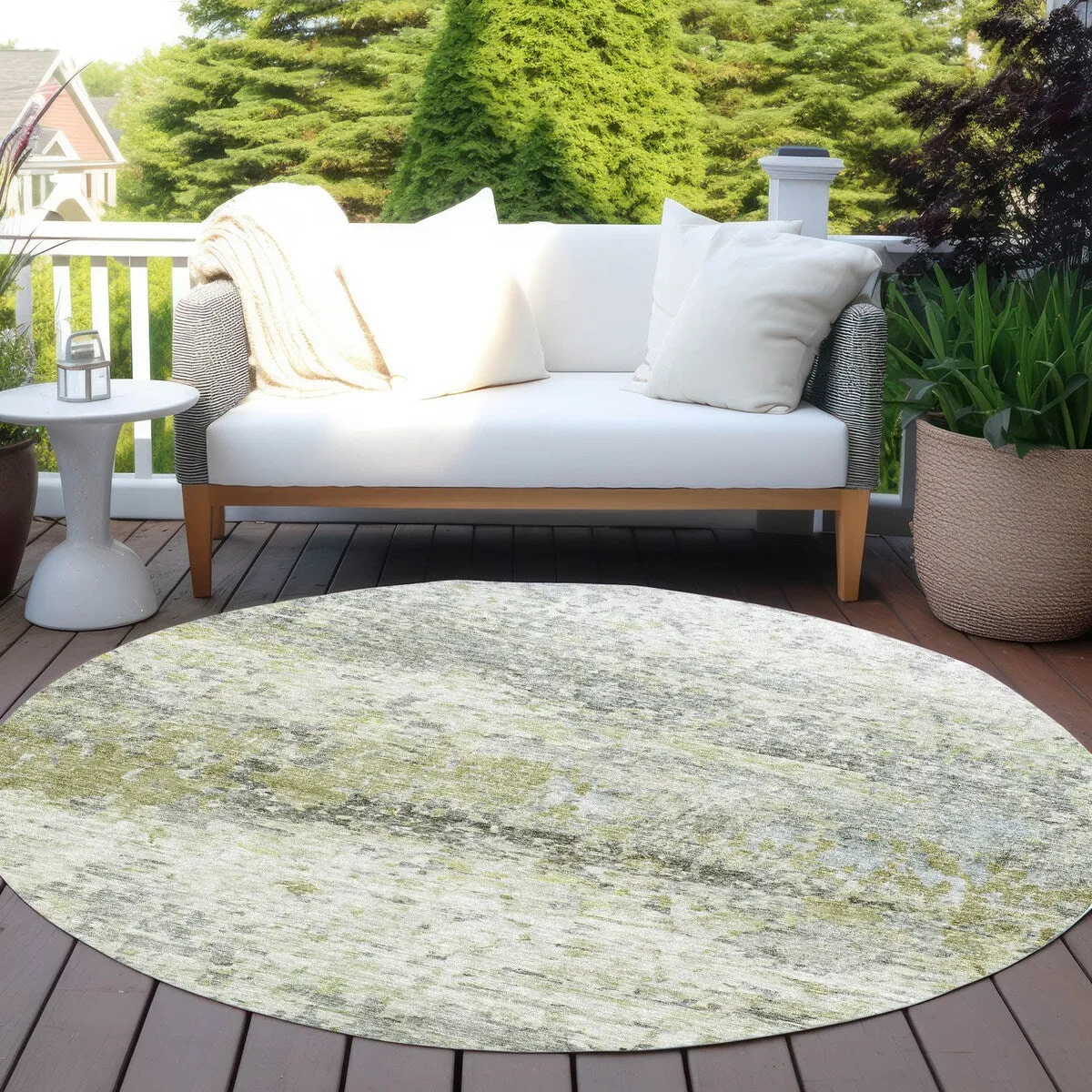 Machine Washable Indoor/ Outdoor Abstract Contemporary Chantille Rug