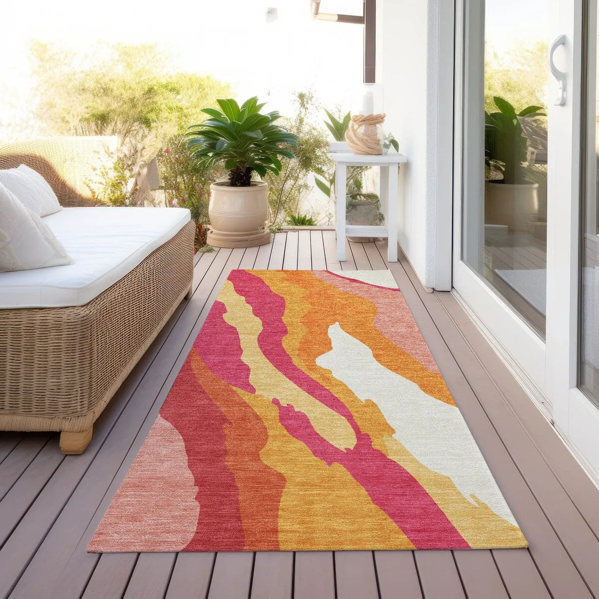 Machine Washable Indoor/ Outdoor Abstract Contemporary Chantille Rug