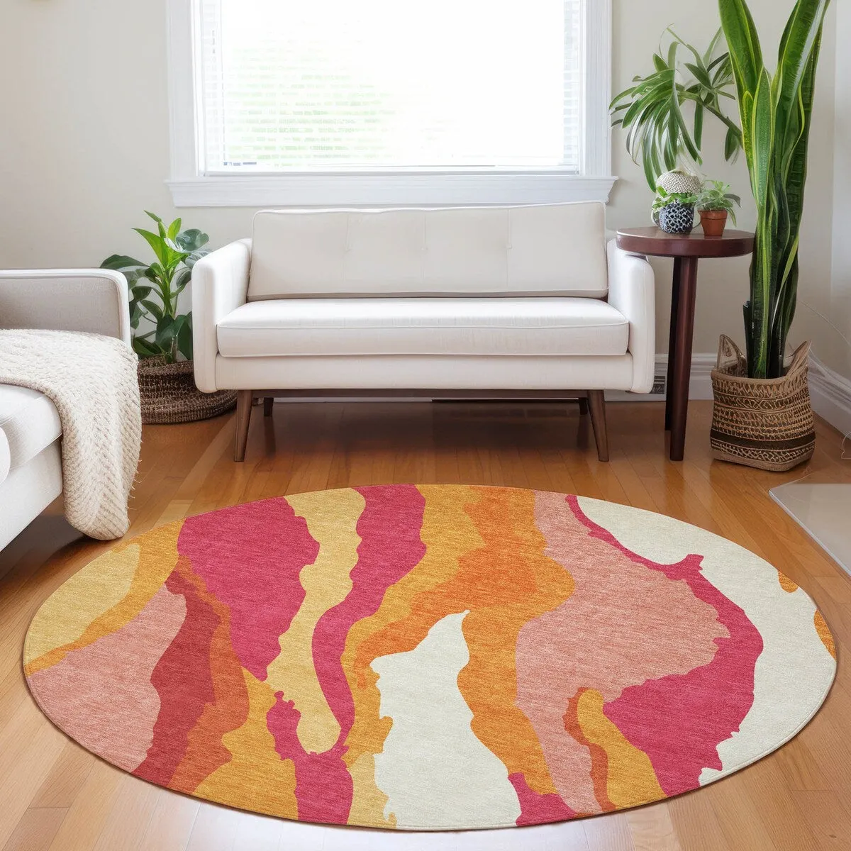 Machine Washable Indoor/ Outdoor Abstract Contemporary Chantille Rug