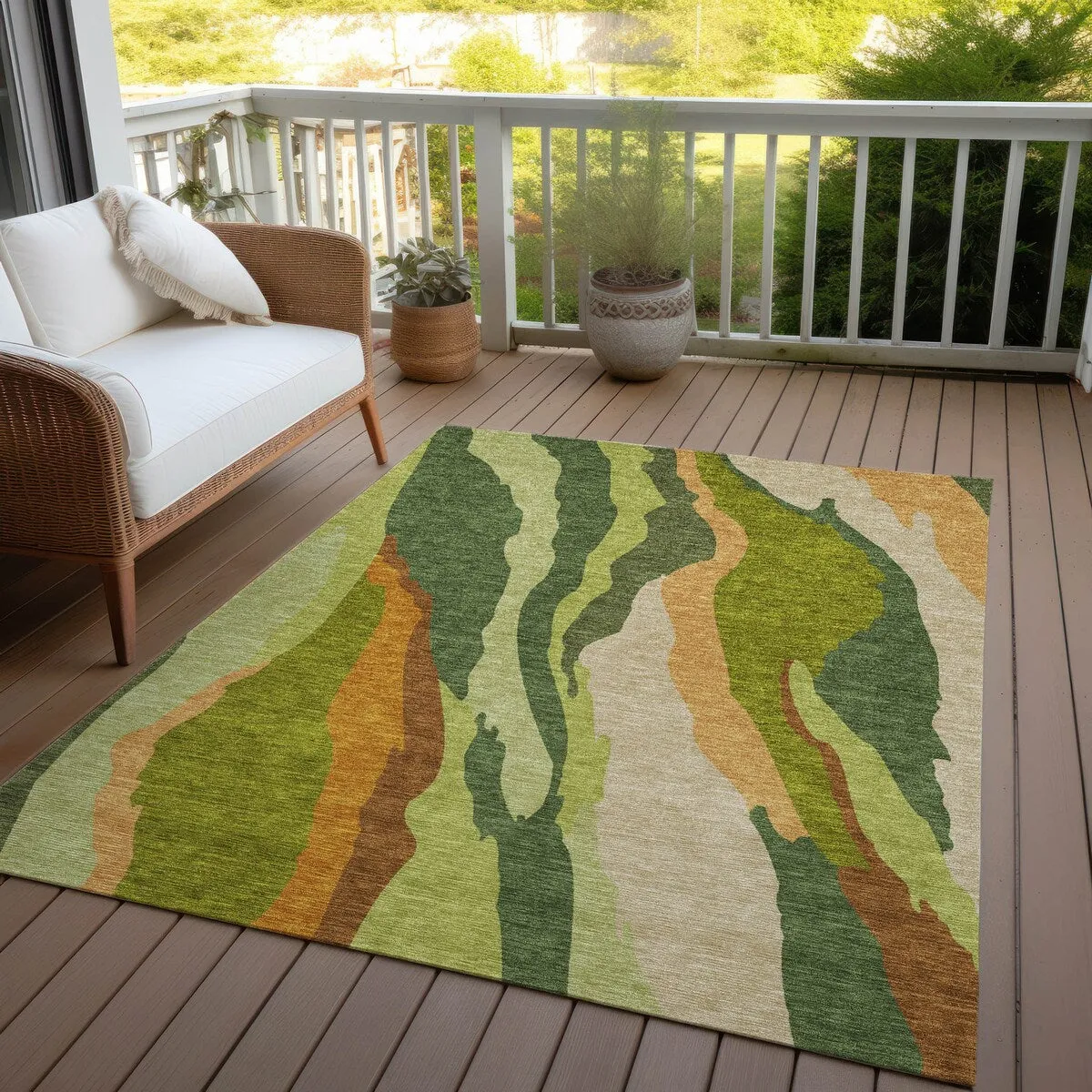 Machine Washable Indoor/ Outdoor Abstract Contemporary Chantille Rug